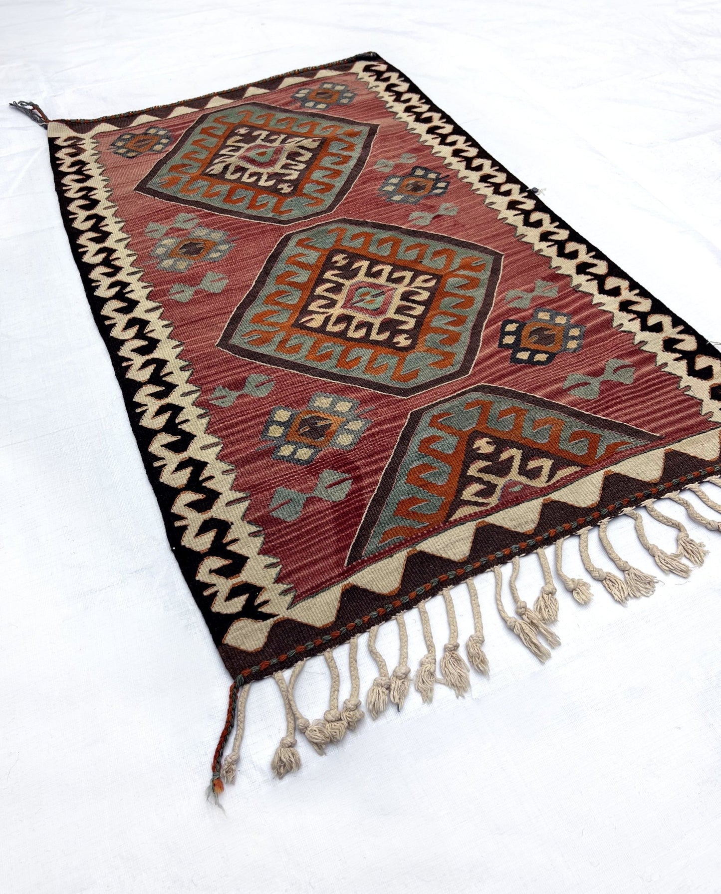 turkish mini rug doormat bath mat. handmade wooll vintage rug shop san francisco bay area, berkeley, palo alto.