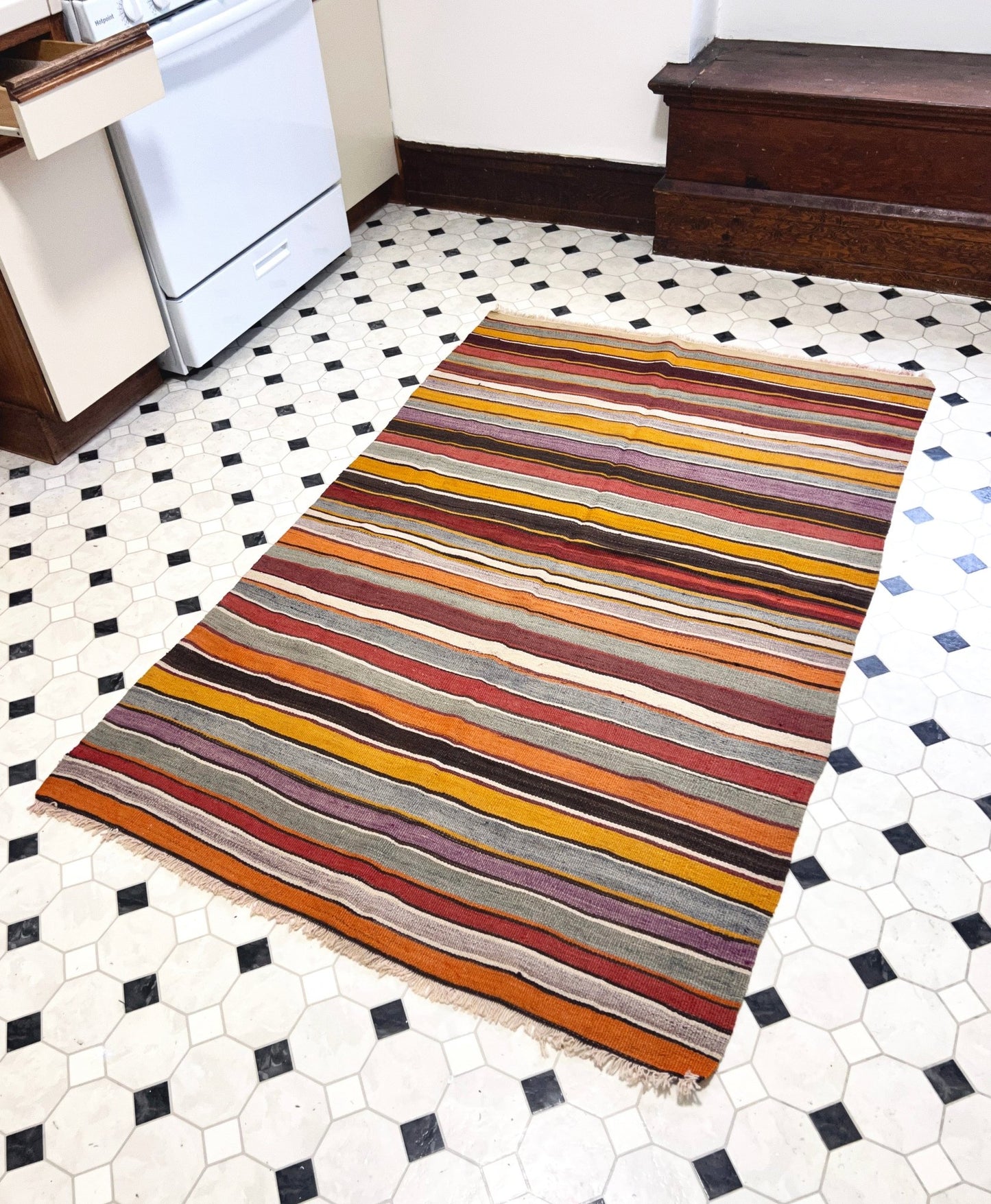 Navajo Striped handmade wool Vintage Turkish Kilim Rug shop Berkeley, San francisco bay area. Oriental Rug store buy online