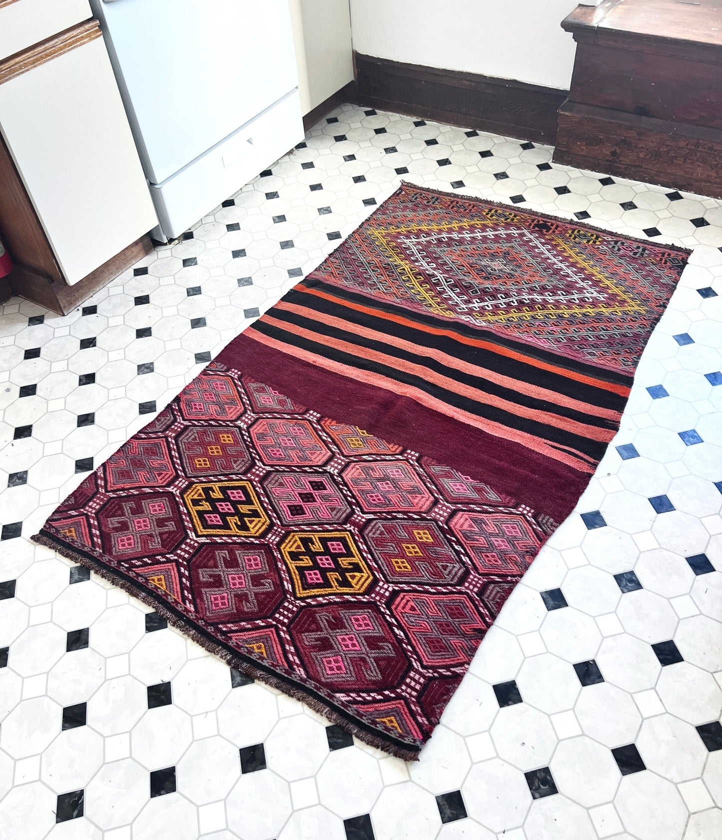 Kars turkish kilim rug shop berkeley, san francisco bay area, palo alto. Handmade wool small rug