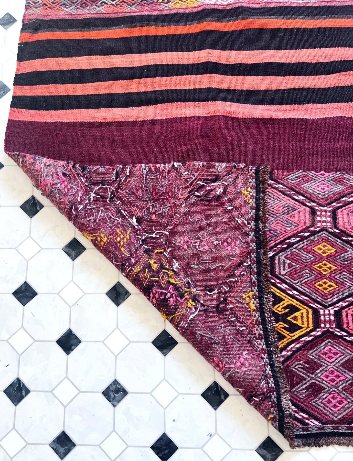 Kars turkish kilim rug shop berkeley, san francisco bay area, palo alto. Handmade wool small rug