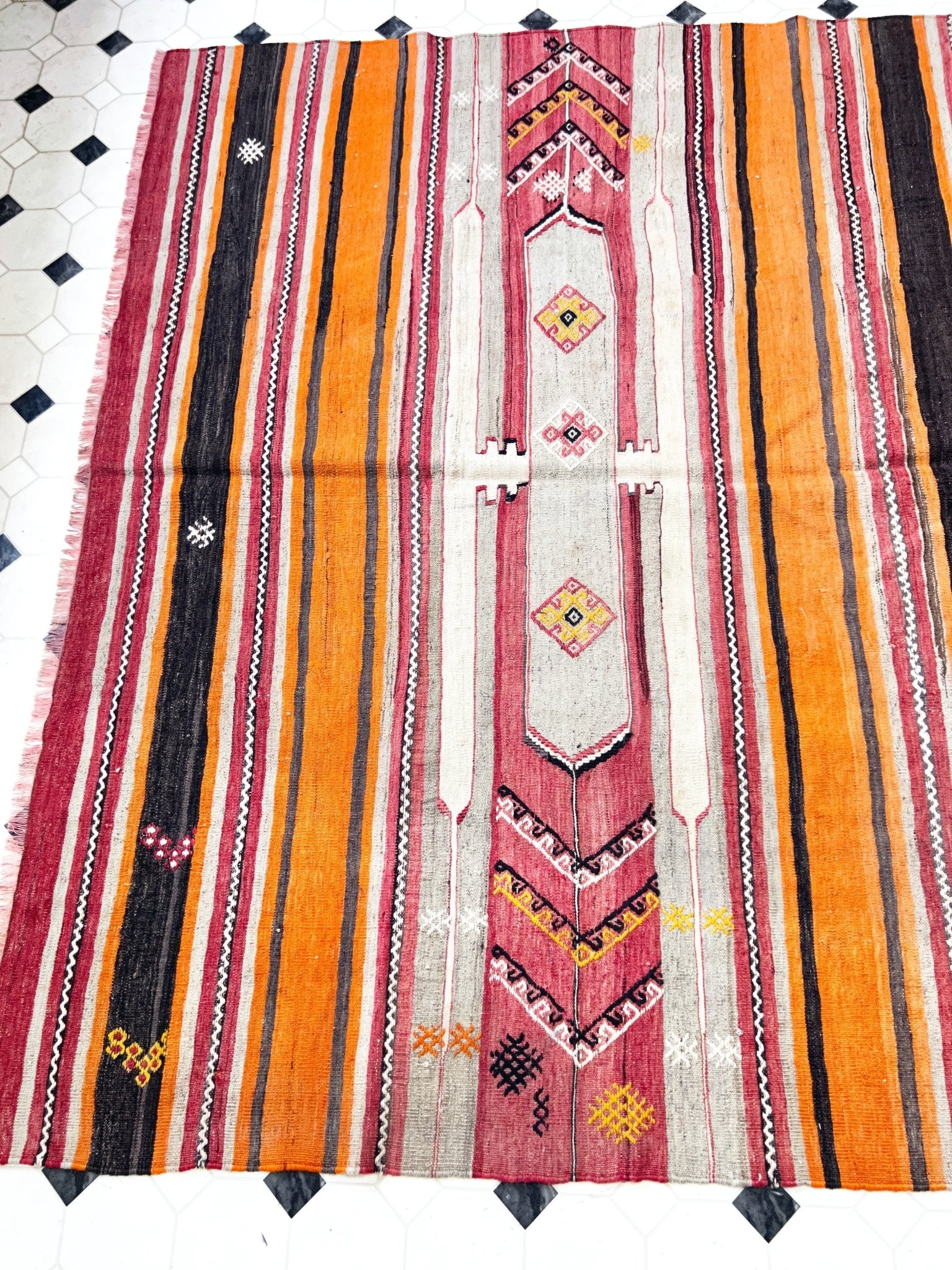 Sivas handmade wool Vintage Turkish Kilim Rug shop los latos los gatos palo altos. Vintage rug shop berkeley SF bay area