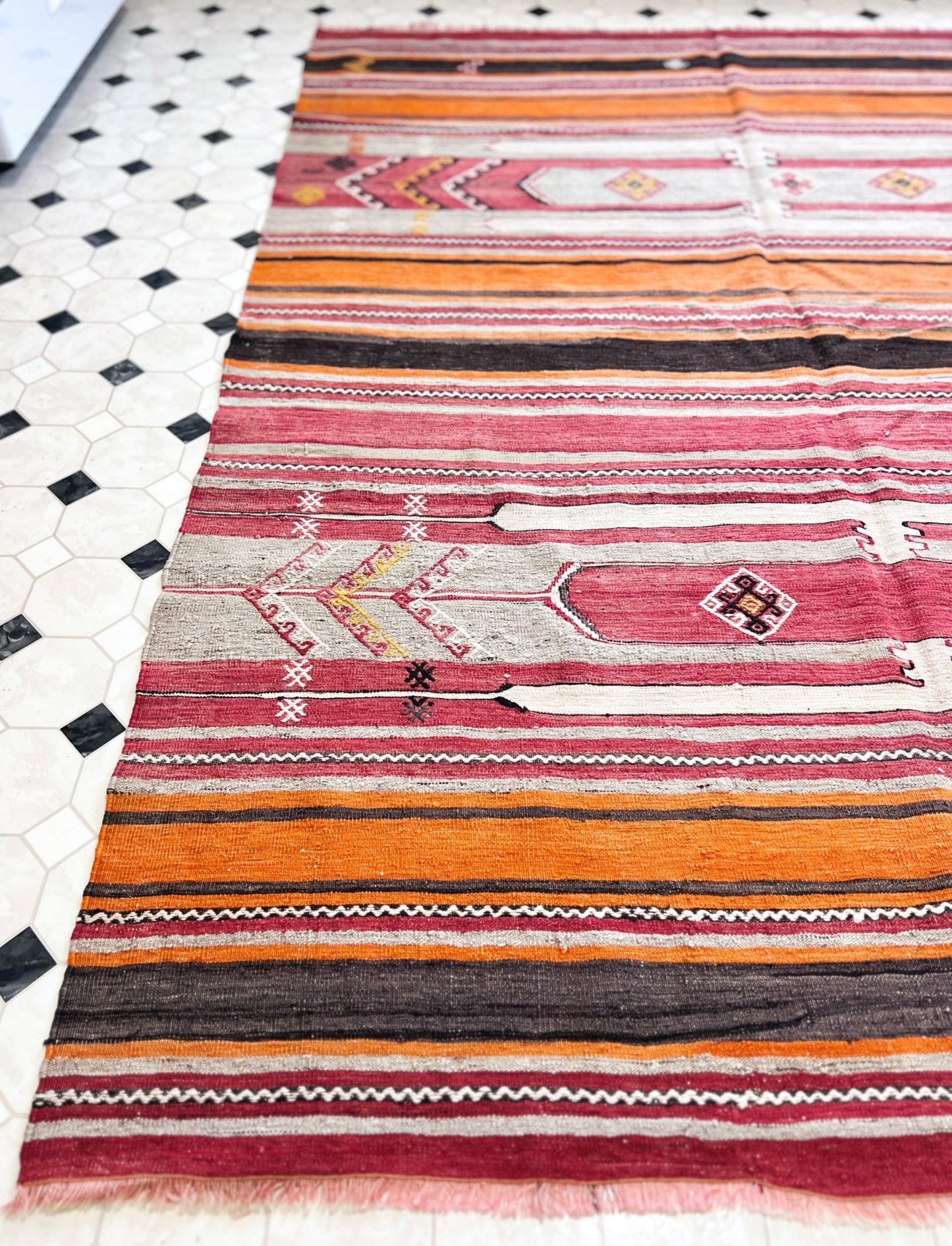 Sivas handmade wool Vintage Turkish Kilim Rug shop los latos los gatos palo altos. Vintage rug shop berkeley SF bay area