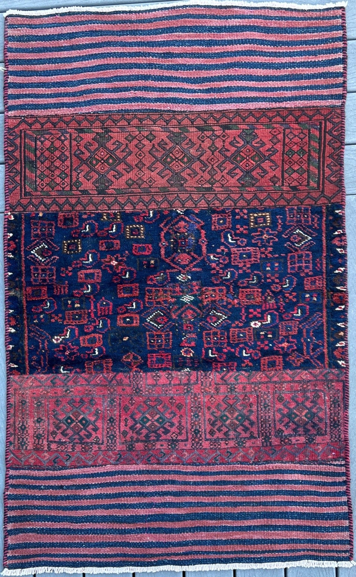 Bakhtiari saddle bag. Small Persian rug for bedroom living room kitchen. Oriental rug shop palo alto los gatos los altos.