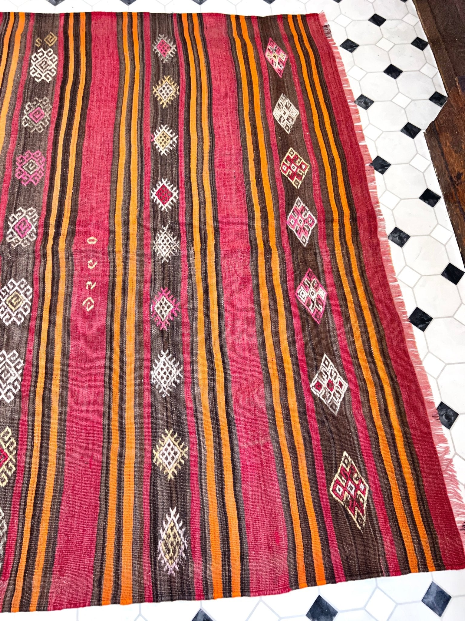 Sivas handmade wool Vintage Turkish Kilim Rug shop los latos los gatos palo altos. Vintage rug shop berkeley SF bay area