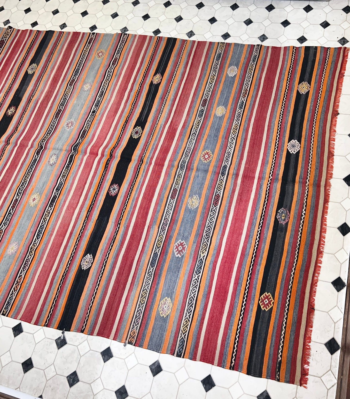 Sivas handmade wool Vintage Turkish Kilim Rug shop los latos los gatos palo altos. Vintage rug shop berkeley SF bay area