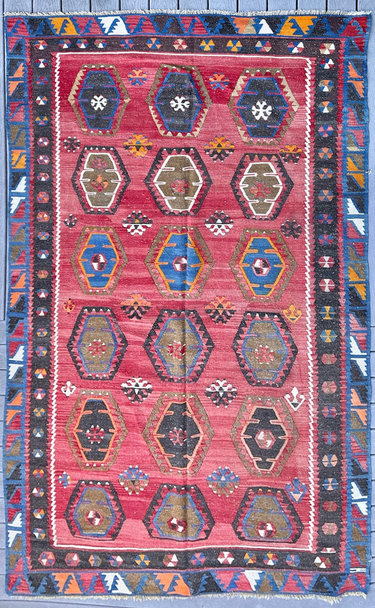 Sarkisla handmade wool vintage Turkish Kilim rug shop san francisco Berkeley Palo Alto. Oriental Rug shop Los Altos Los Gatos