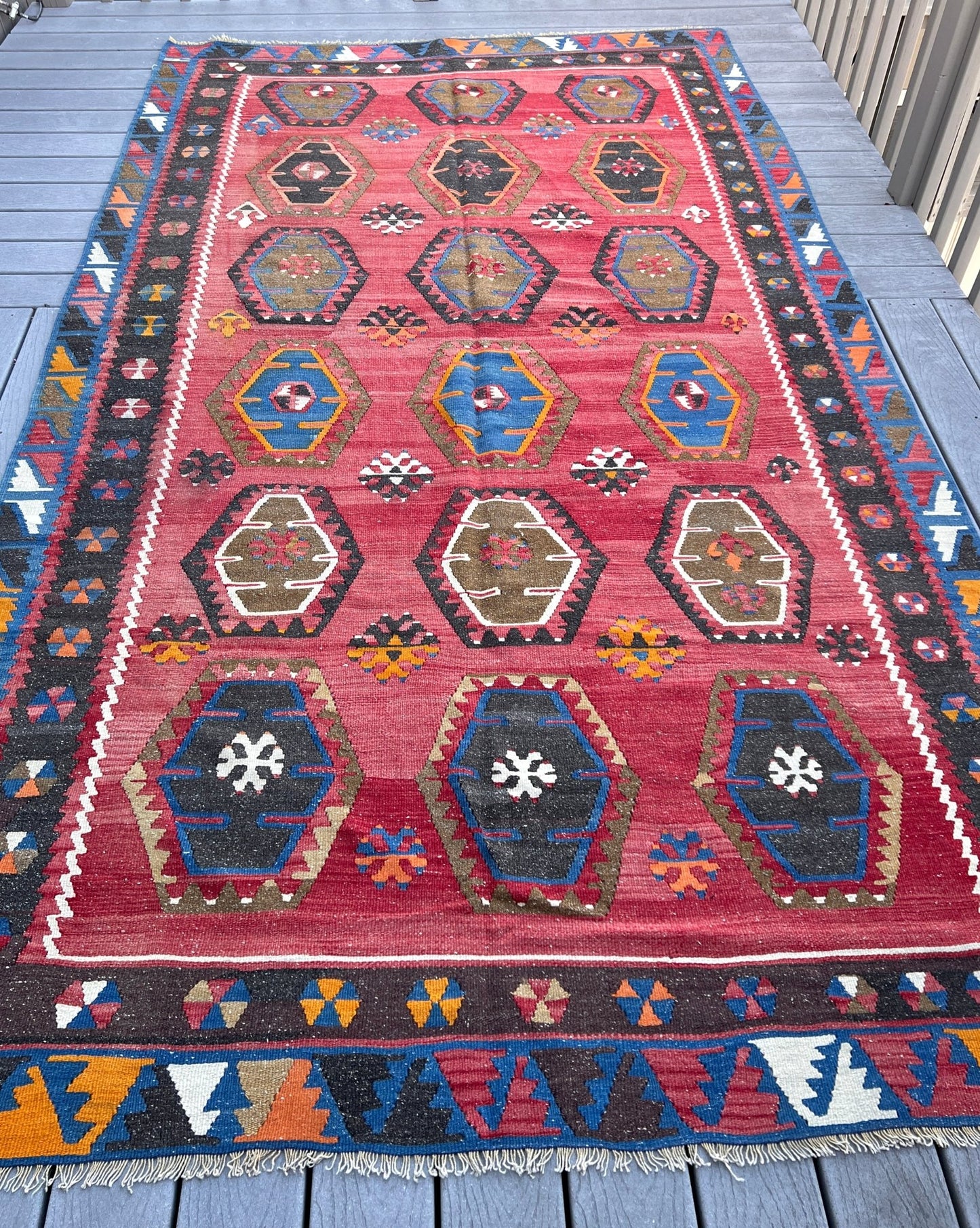 Sarkisla handmade wool vintage Turkish Kilim rug shop san francisco Berkeley Palo Alto. Oriental Rug shop Los Altos Los Gatos