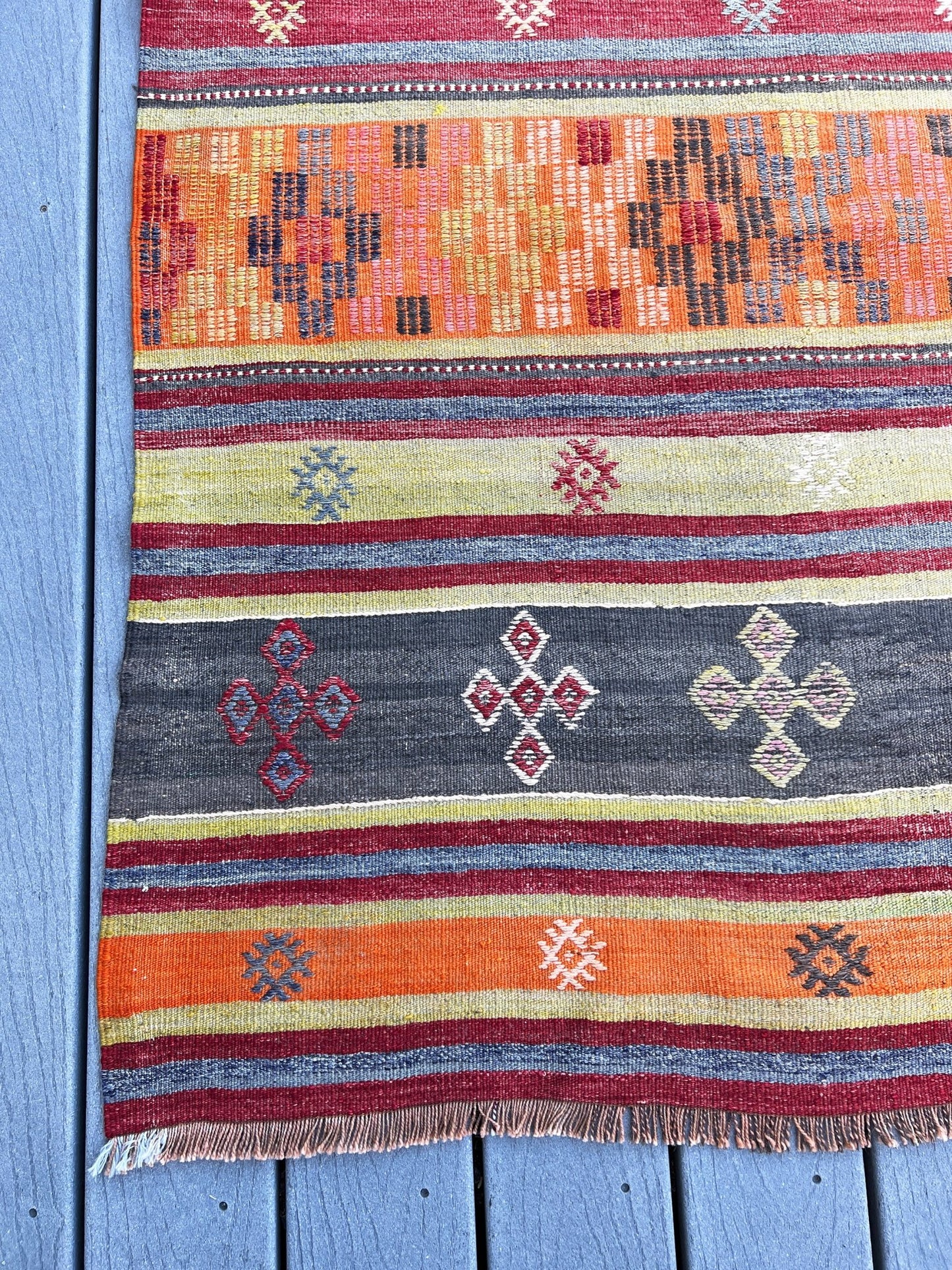 Selendi handmade wool Vintage Turkish Kilim Rug shop berkeley Canada, California. Oriental rug shop san francisco bay area