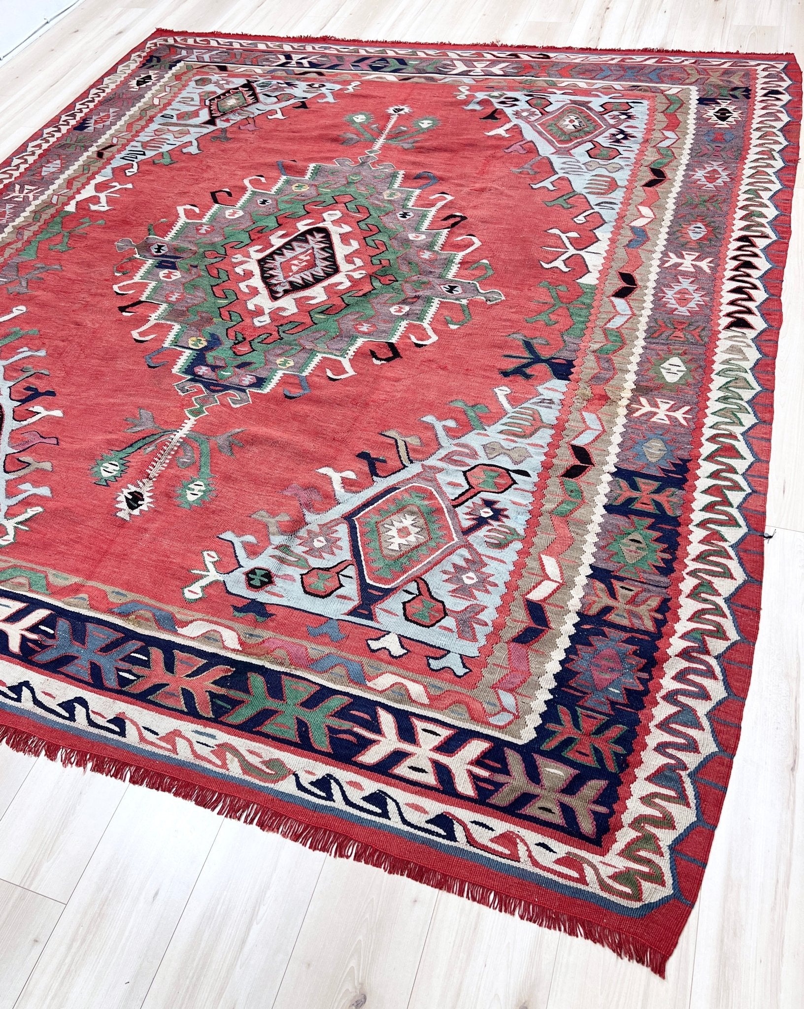 oushak turkish kilim rug. Oriental rug shop palo alto los altos San mateo. Turkish rug shop online free shipping.