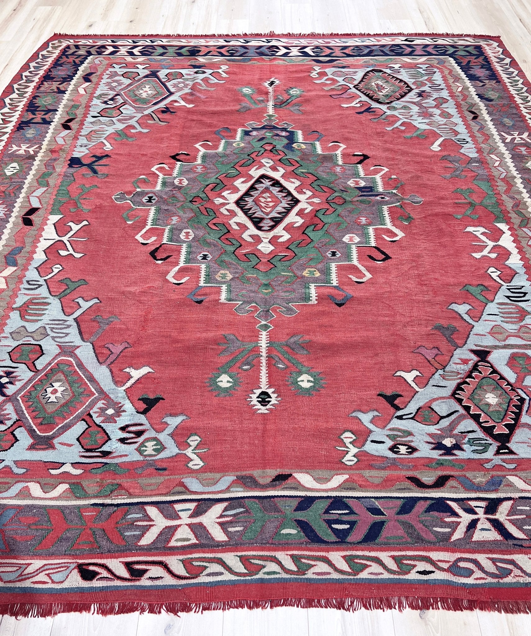 oushak turkish kilim rug. Oriental rug shop palo alto los altos San mateo. Turkish rug shop online free shipping.