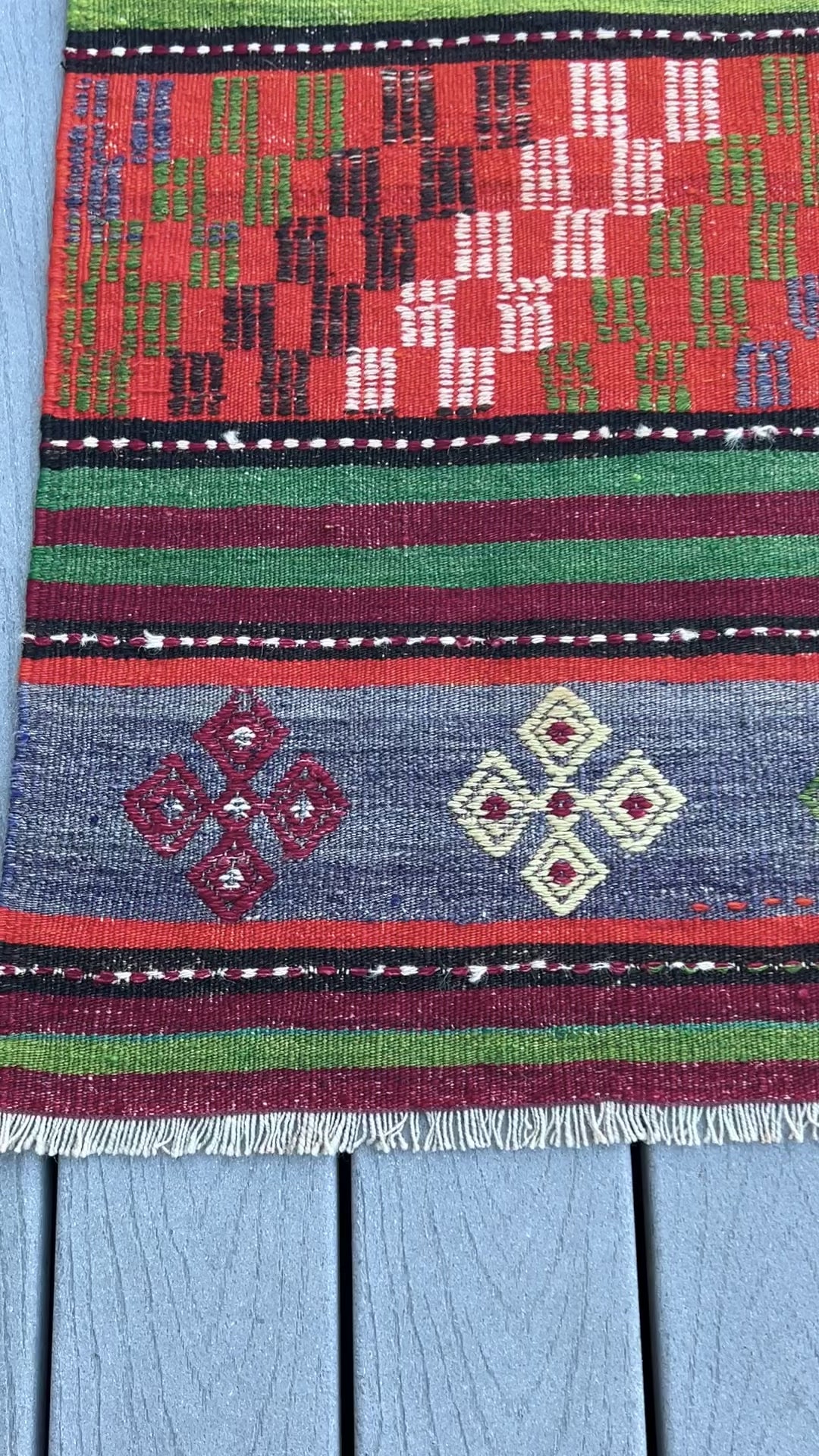 Selendi Vintage Kilim Rug. Turkish Kilim Rug Shop Bay area San Mateo Berkeley. Oriental Rug shop los altos palo alto los gatos. Kilim rugs for sale buy cheap oriental rugs online free shipping Canada USA.