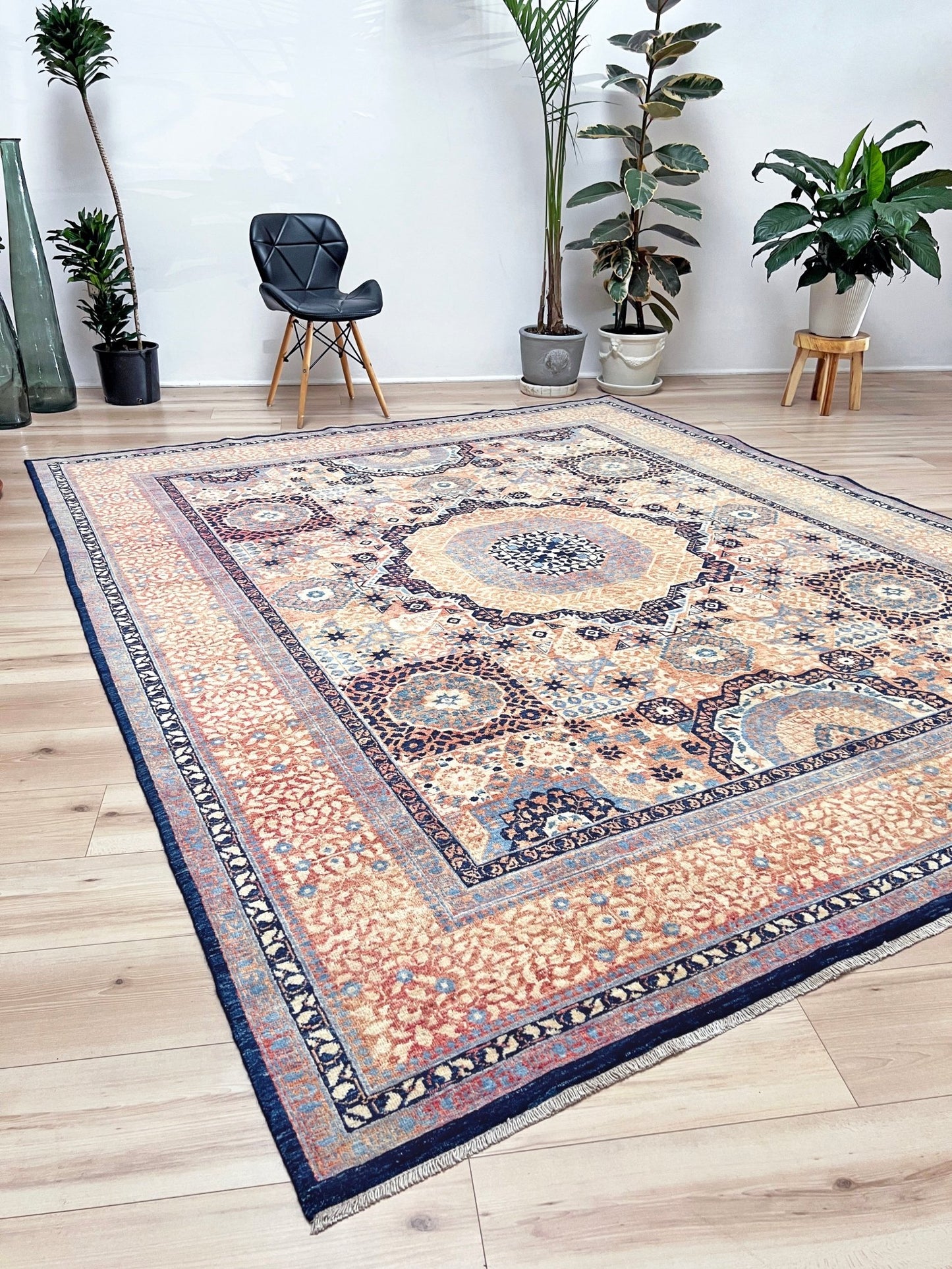 large handmade mamluk rug. Oriental rug shop san francisco bay area. Buy wool carpet online free shipping USA Canada.