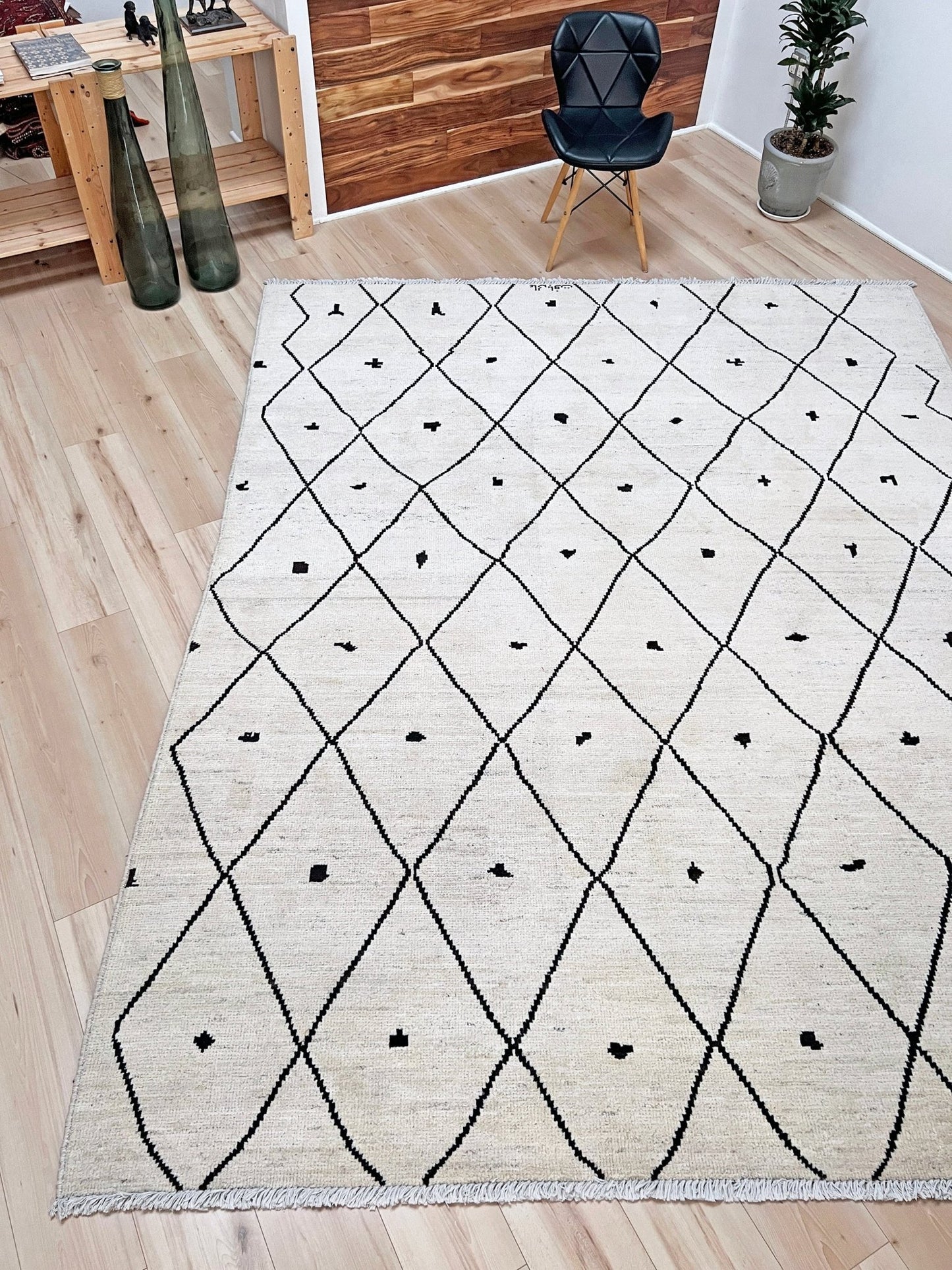 Minimalist Moroccan wool rug. White handmade rug shop san francisco bay area. 