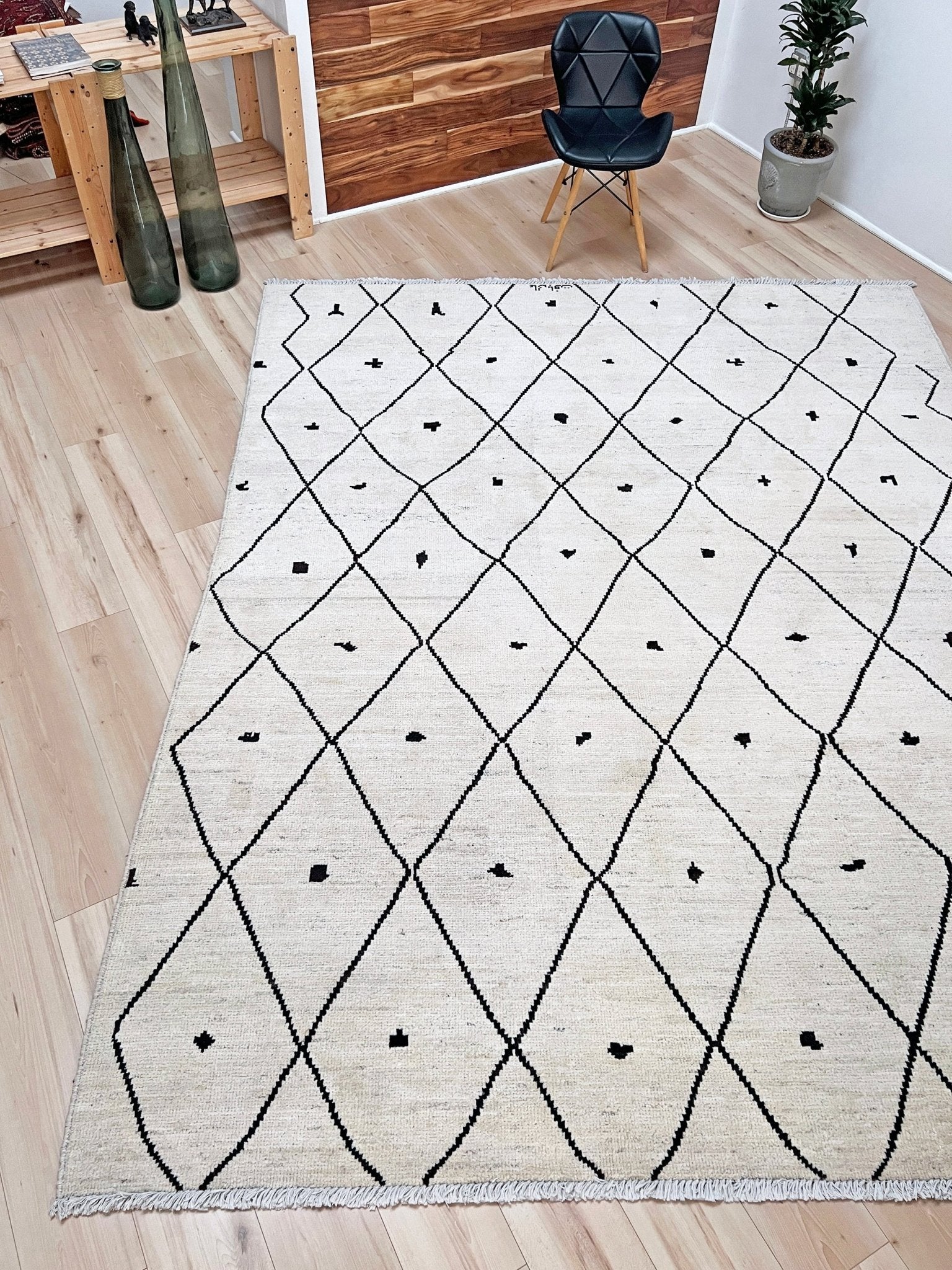 Minimalist Moroccan wool rug. White handmade rug shop san francisco bay area. 