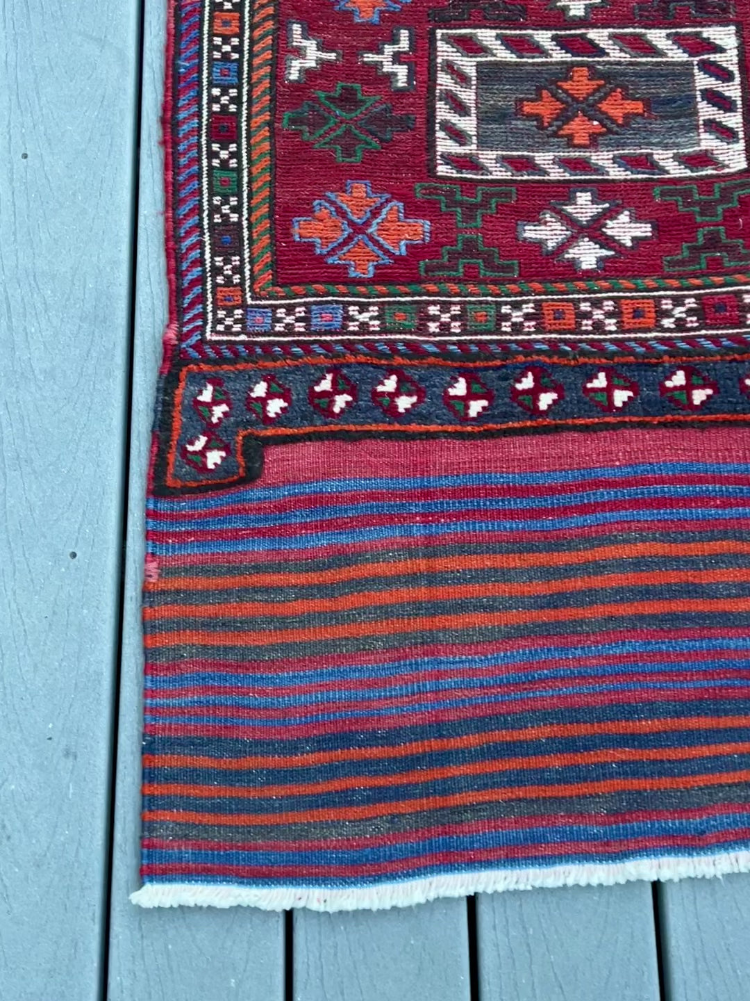 Bakhtiari saddle bag flattened into an oriental rug. Rug store Los Altos, Los Gatos. Vintage rug shop san francisco bay area berkeley. Buy rugs online california canada free shipping. 