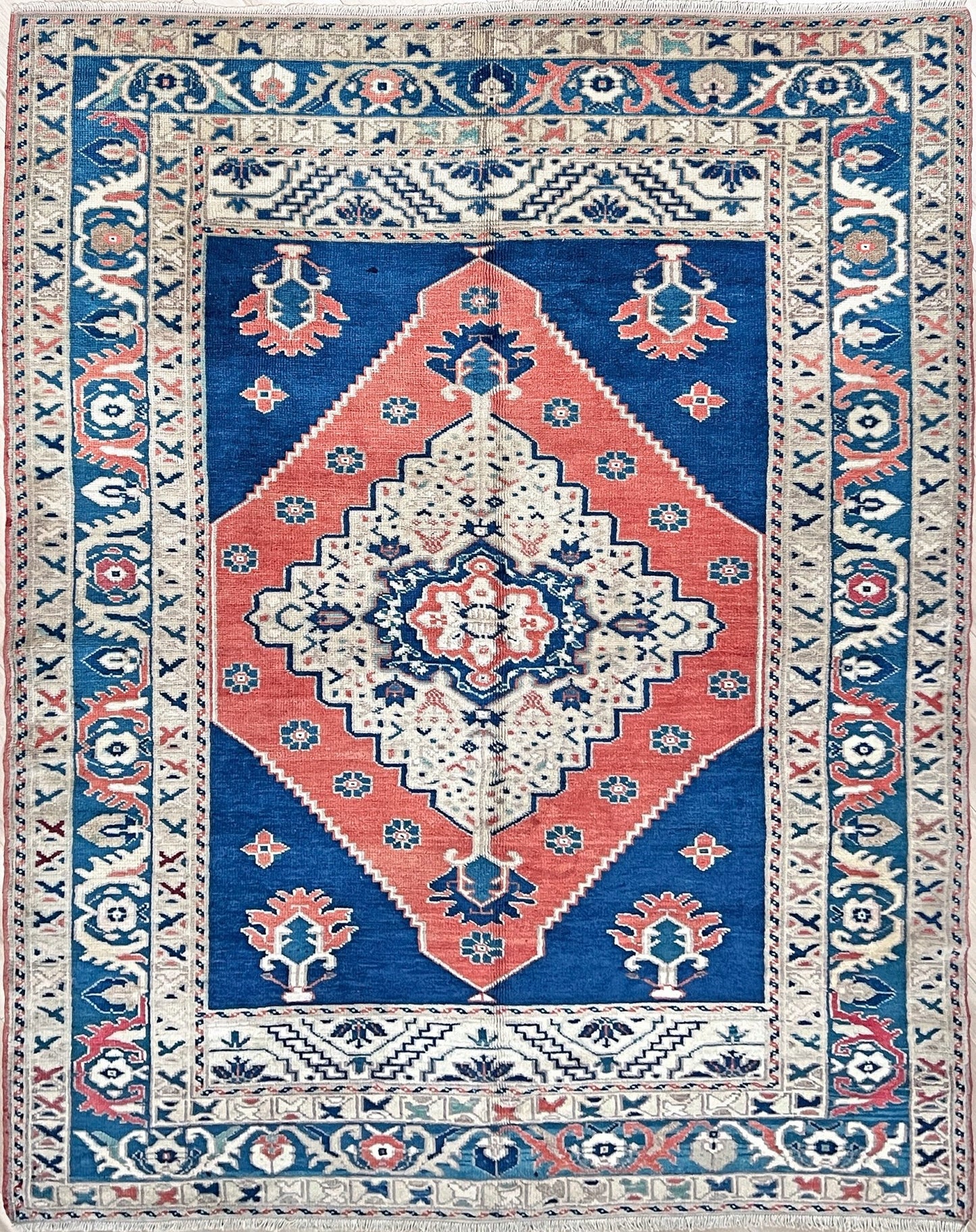 Taspinar muted turkish rug shop san francisco bay area. Oriental rug shop palo alto. Buy handmade wool rug online.