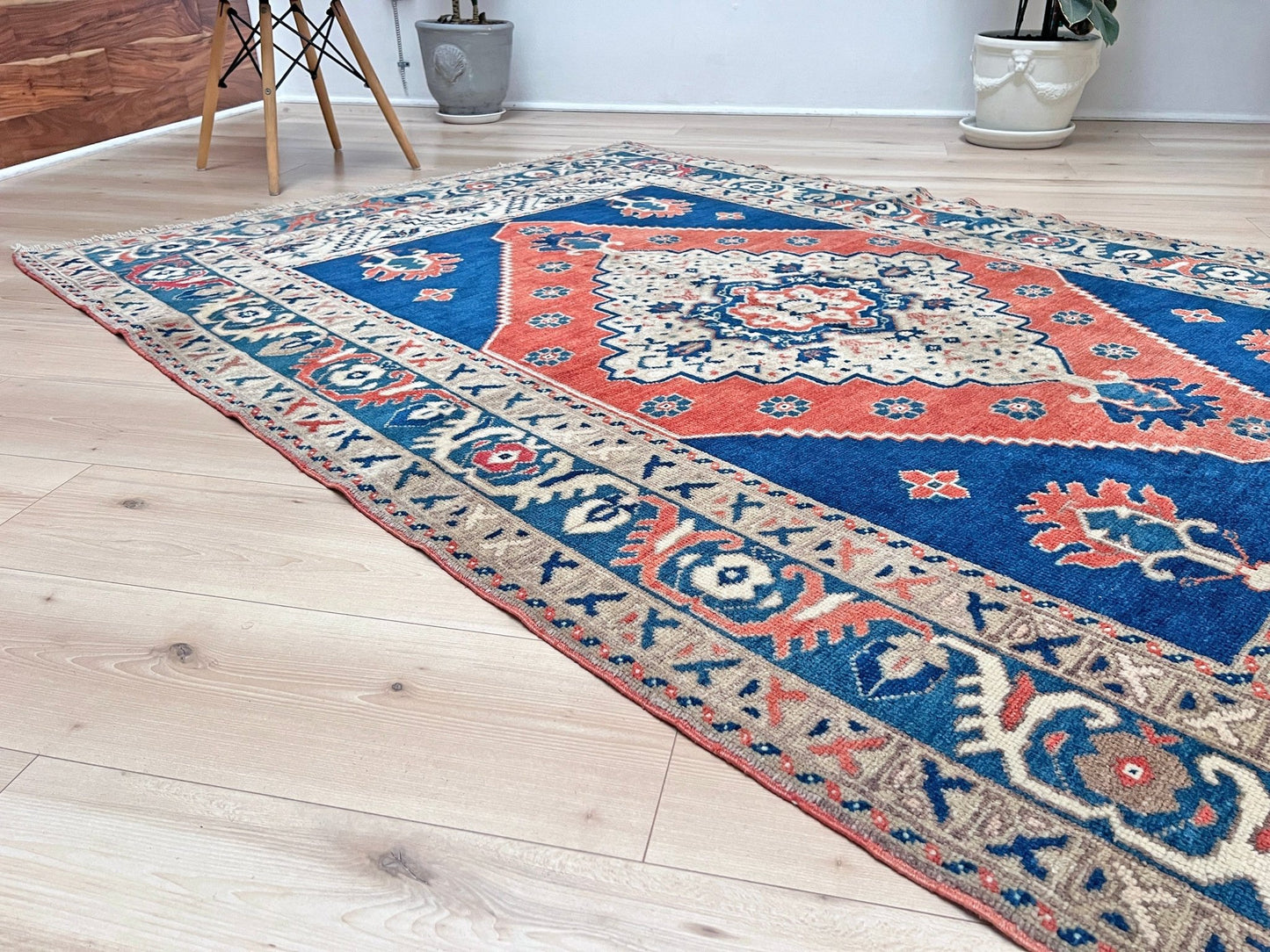 Taspinar muted turkish rug shop san francisco bay area. Oriental rug shop palo alto. Buy handmade wool rug online.