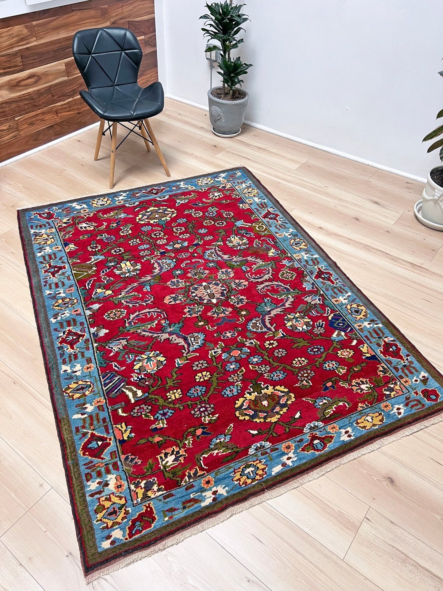 Red blue vintage rug shop san francisco bay area. Turkish rug store. Small Handmade wool rug shop palo alto.