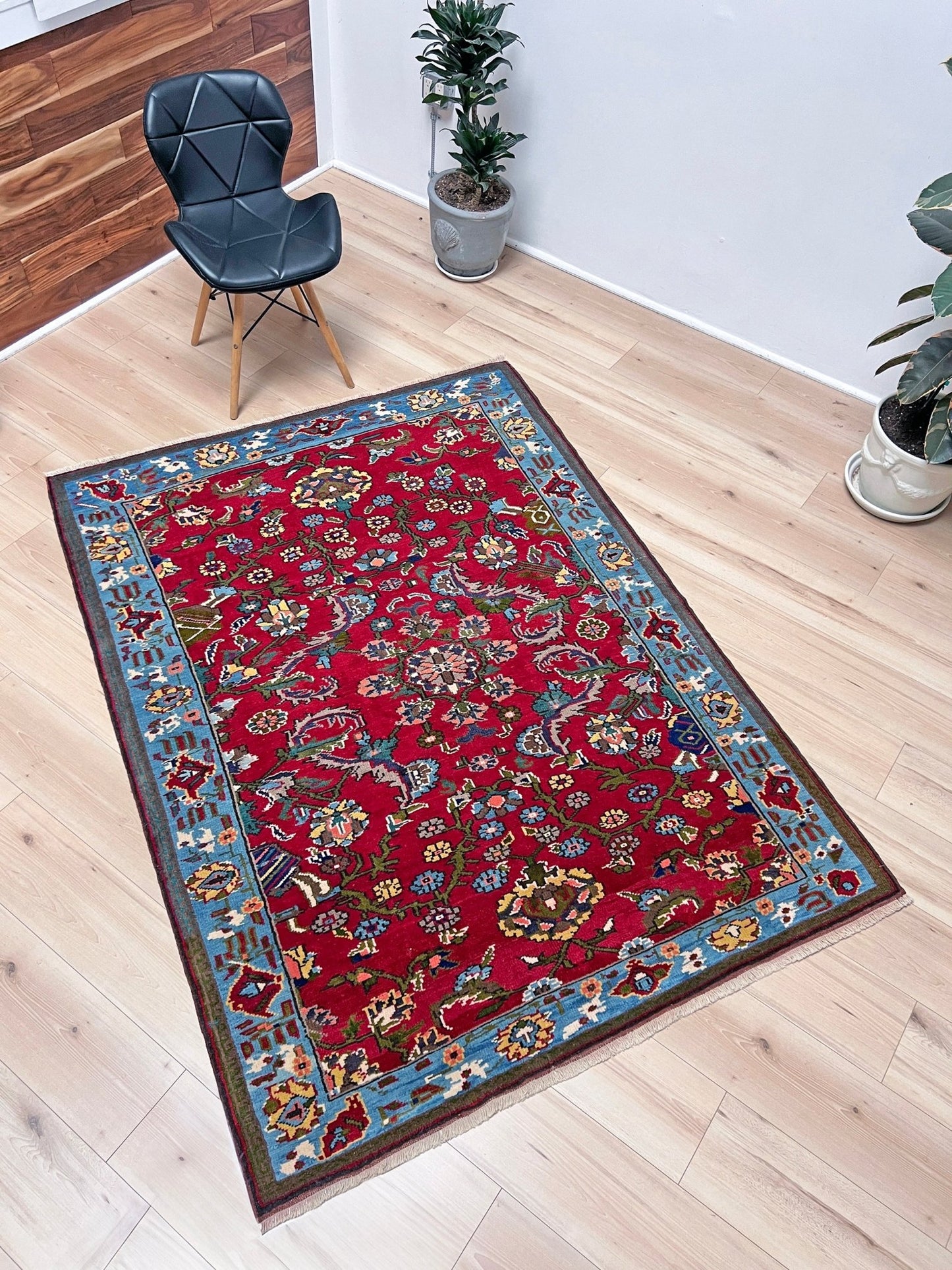 Red blue vintage rug shop san francisco bay area. Turkish rug store. Small Handmade wool rug shop palo alto.