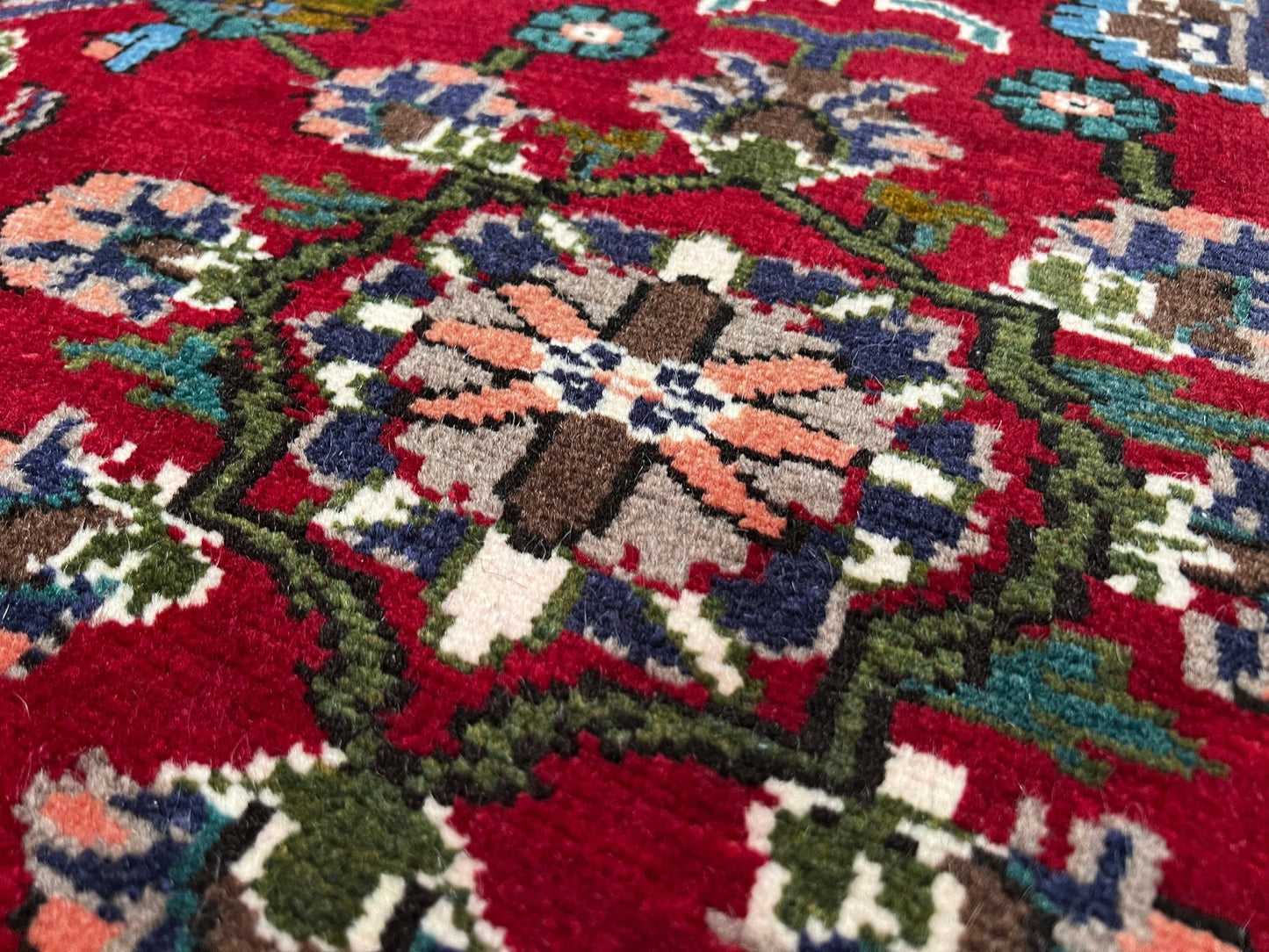 Red blue vintage rug shop san francisco bay area. Turkish rug store. Small Handmade wool rug shop palo alto.