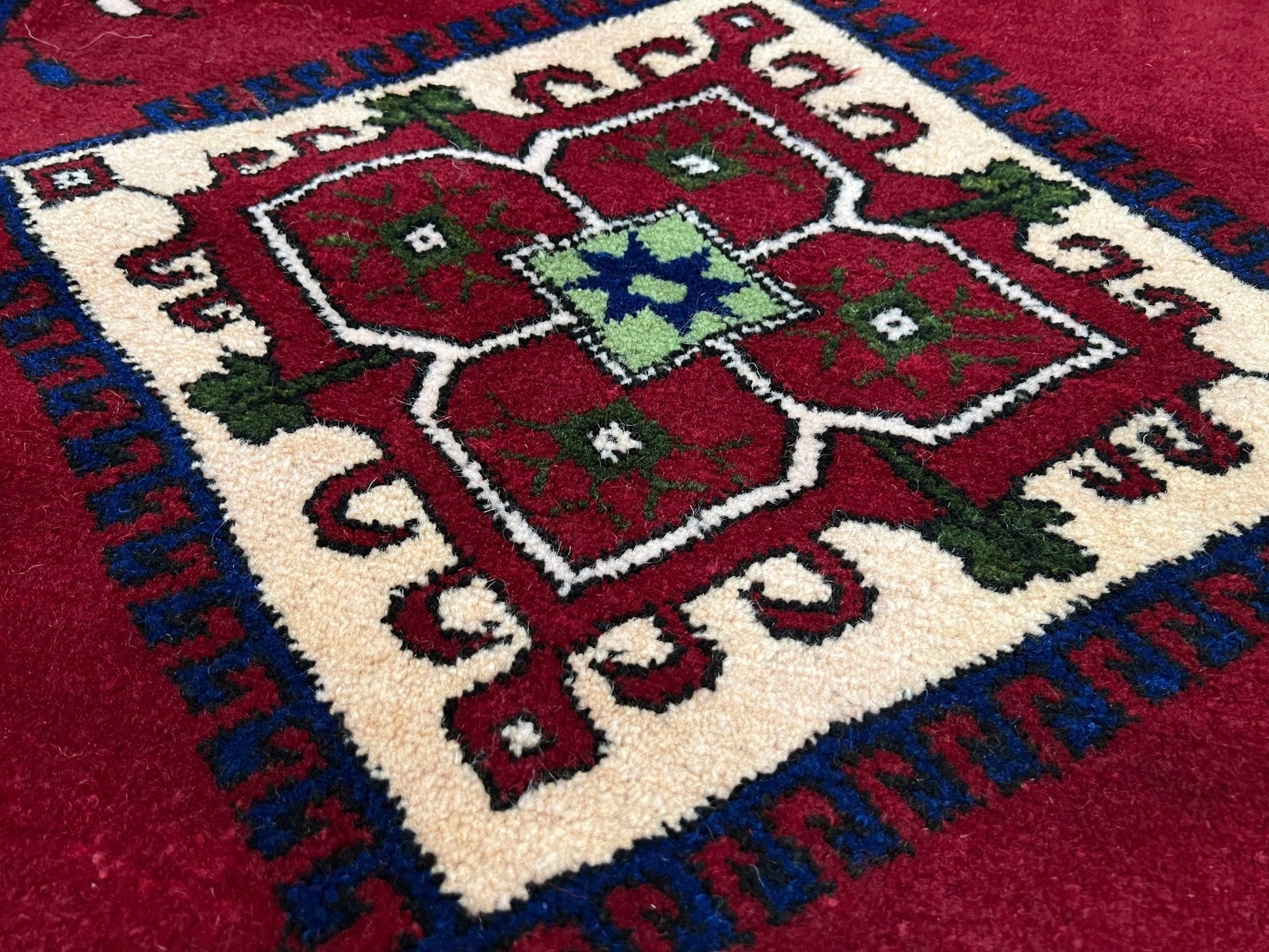 Vintage Turkish rug shop san francisco bay area. Handmade rug Menlo Park Palo Alto. Wool nursery rug. 