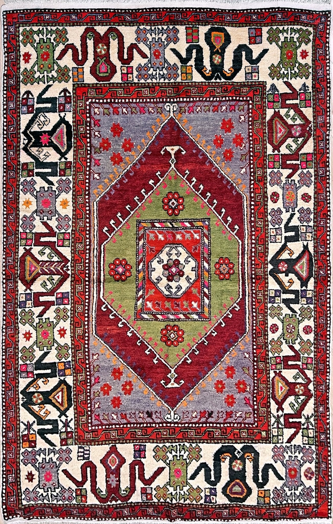 Cloudband vintage turkish rug shop Sf Bay area. Handmade rug buy online. Oriental rug shop palo alto.