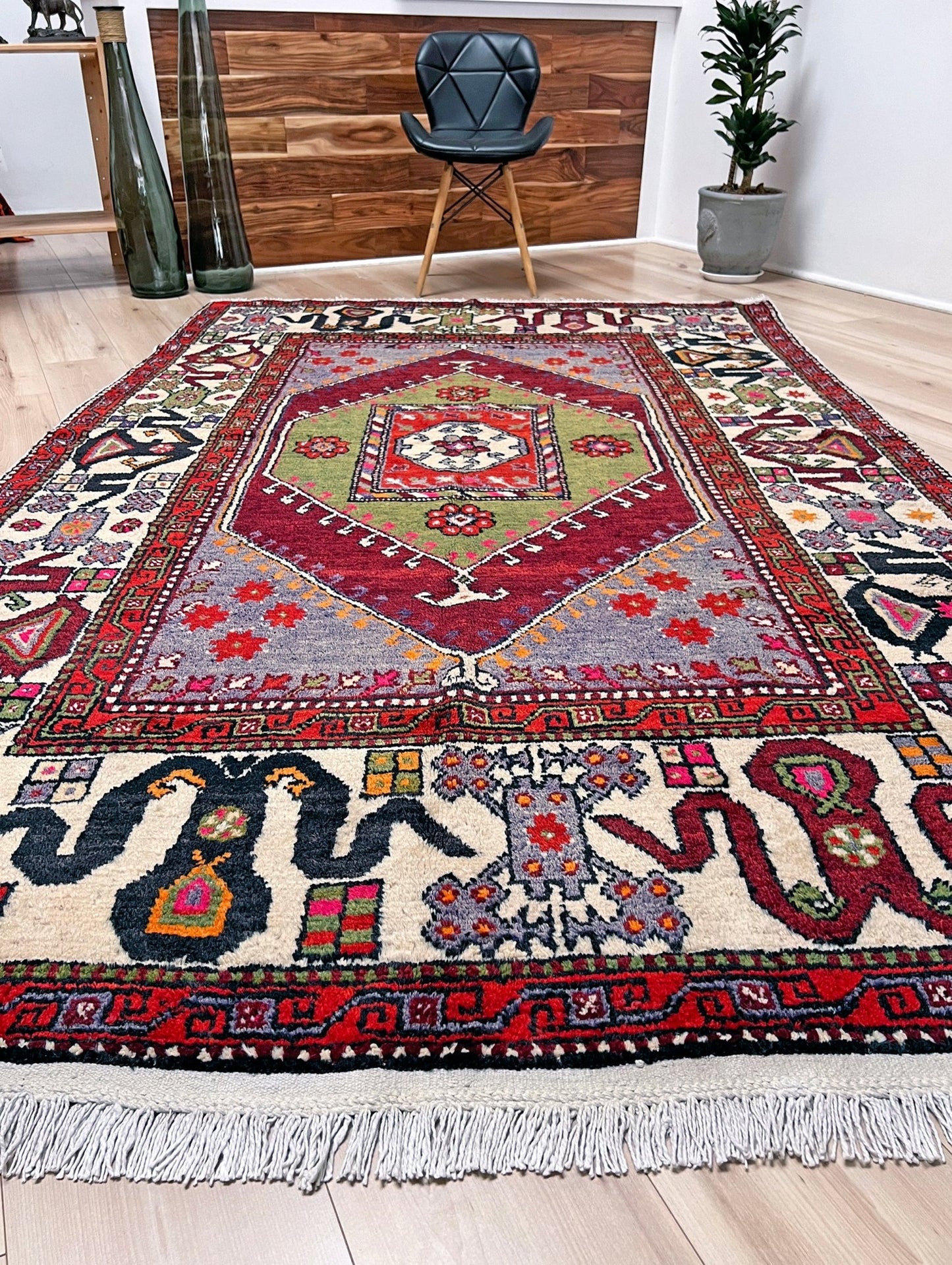 Cloudband vintage turkish rug shop Sf Bay area. Handmade rug buy online. Oriental rug shop palo alto.