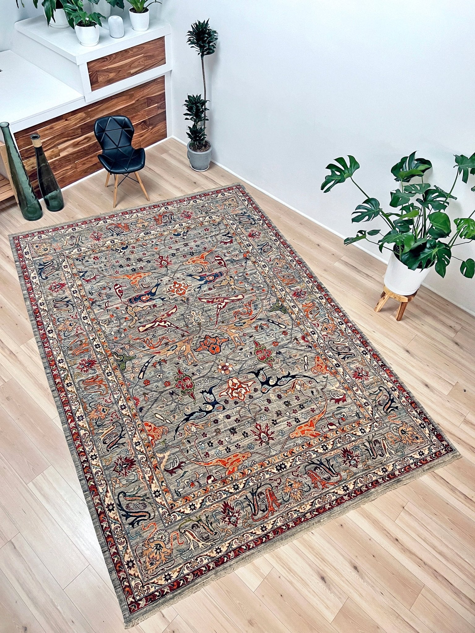 Bidgar Garrus handmade area rug for living room, bedroom, dining. Oriental rug shop san francisco bay area. Wool floral rug shopping online.