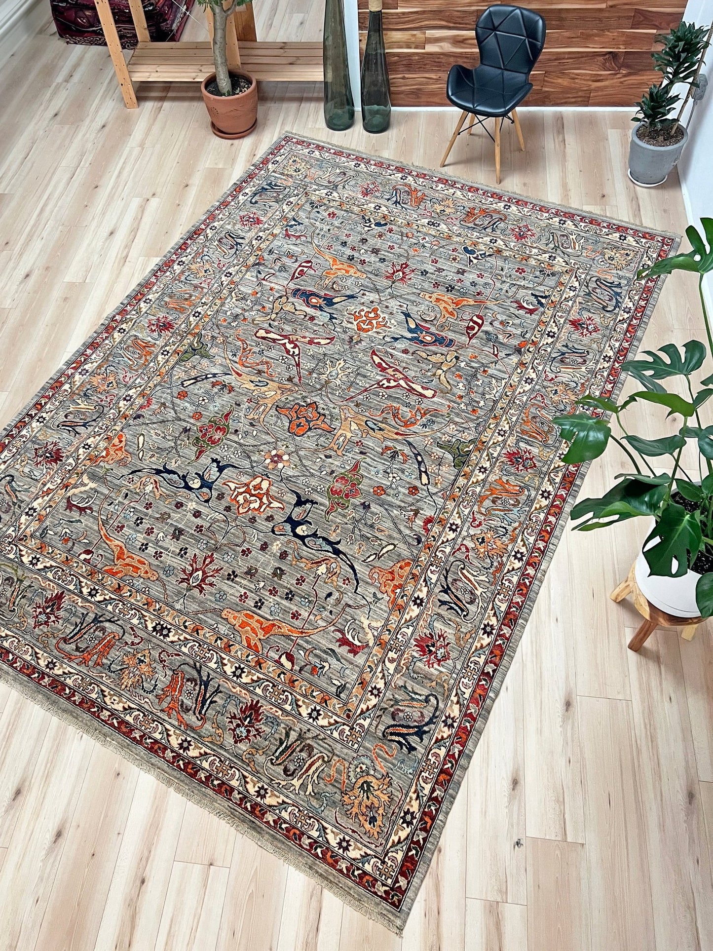 Bidgar Garrus handmade area rug for living room, bedroom, dining. Oriental rug shop san francisco bay area. Wool floral rug shopping online.