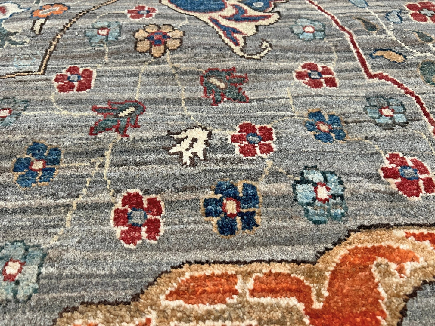 Bidgar Garrus handmade area rug for living room, bedroom, dining. Oriental rug shop san francisco bay area. Wool floral rug shopping online.