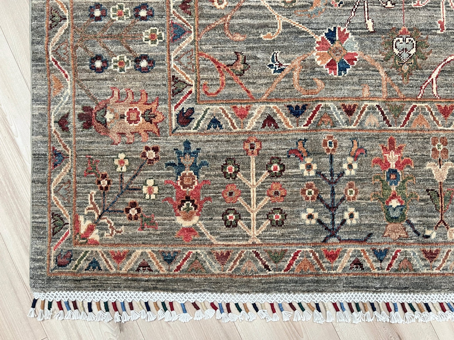 Sultani handmade wool area rug for living room bedroom dining. Oriental rug shop san francisco bay area. Buy rug online