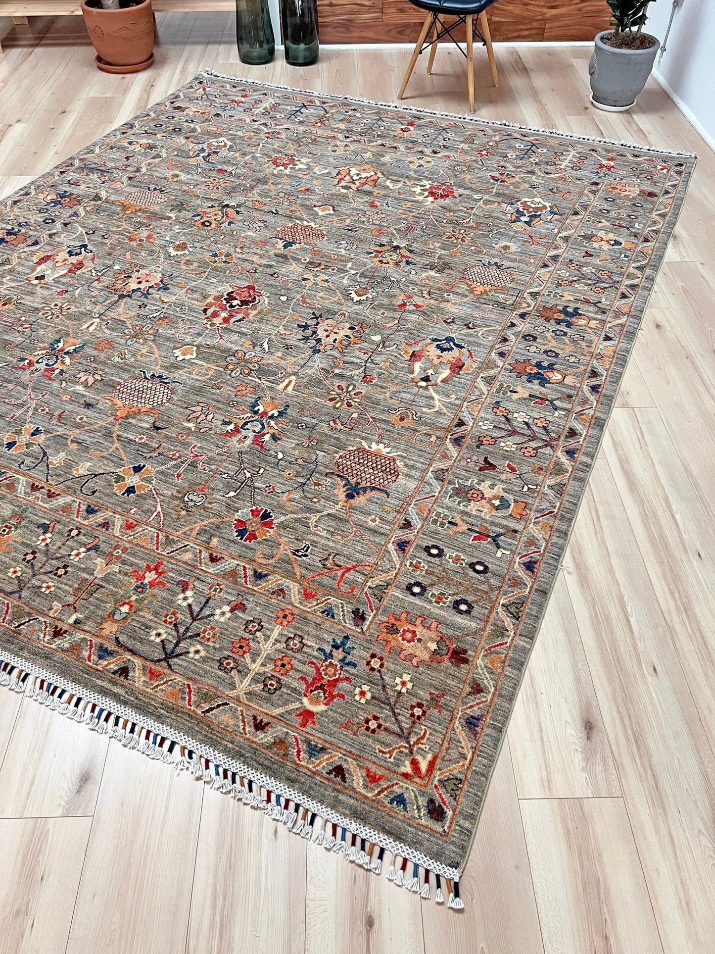 Sultani handmade wool area rug for living room bedroom dining. Oriental rug shop san francisco bay area. Buy rug online