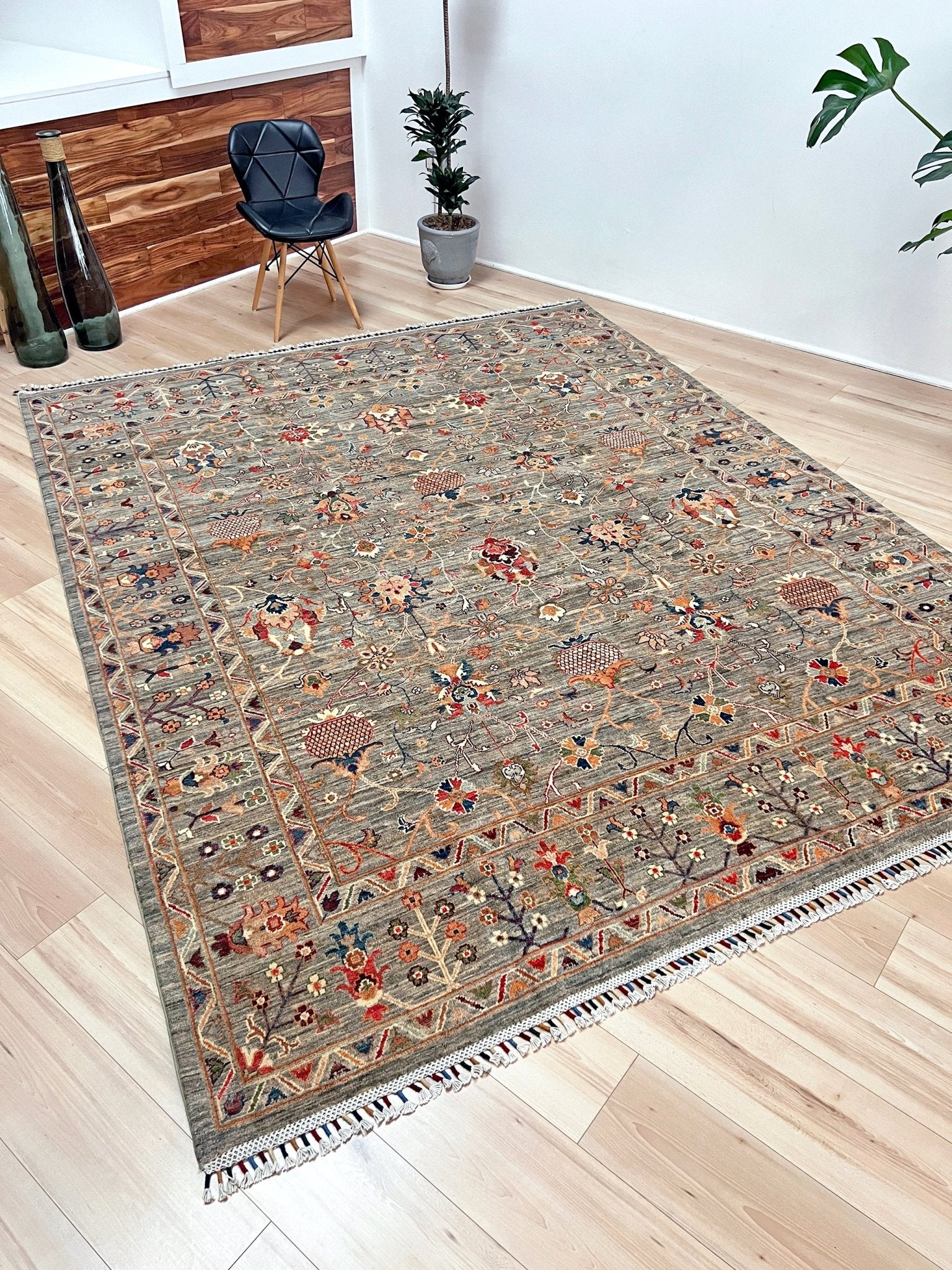 Sultani handmade wool area rug for living room bedroom dining. Oriental rug shop san francisco bay area. Buy rug online