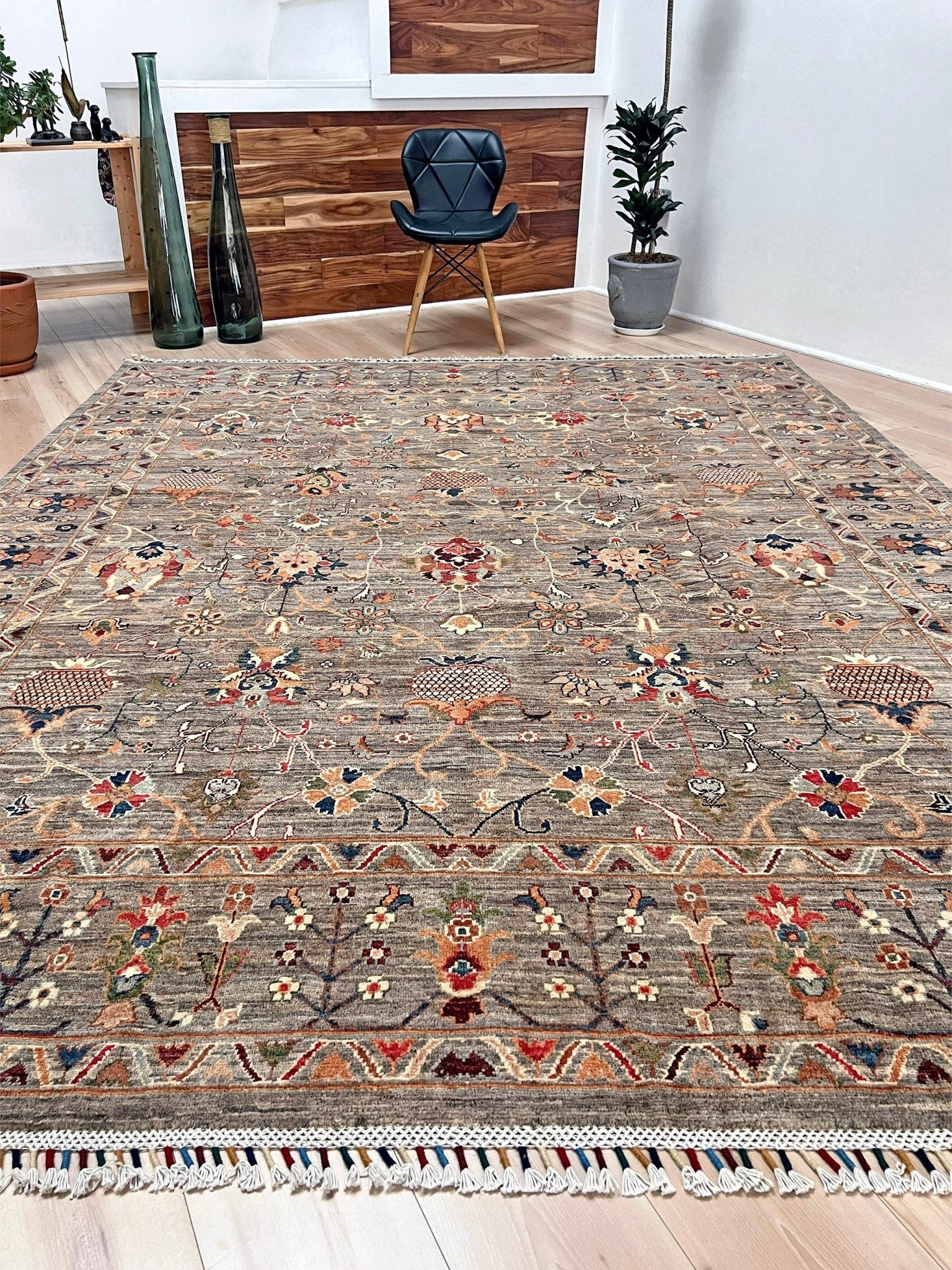 Sultani handmade wool area rug for living room bedroom dining. Oriental rug shop san francisco bay area. Buy rug online