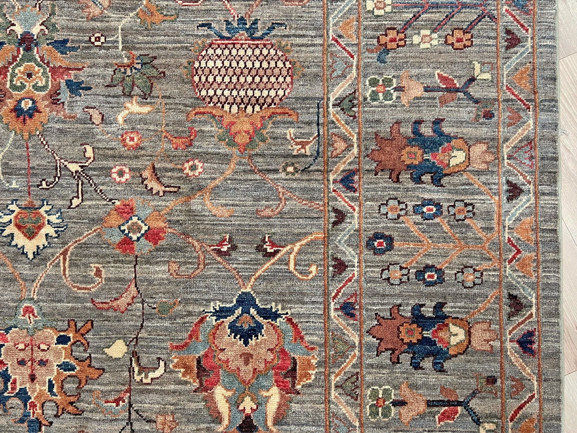 Sultani handmade wool area rug for living room bedroom dining. Oriental rug shop san francisco bay area. Buy rug online