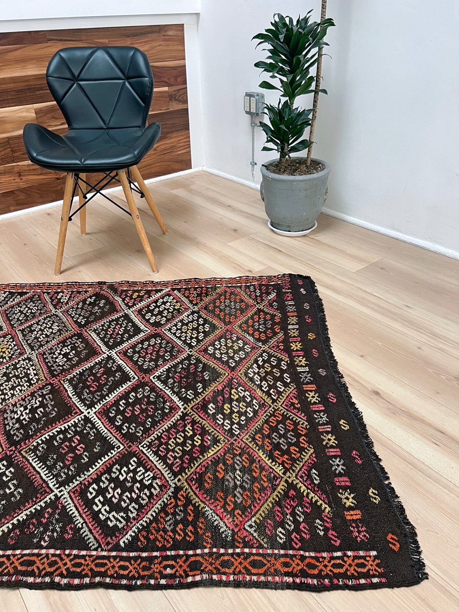 malatya cicim turkish kilim rug shop san francisco bay area. Buy handmade wool rug online.