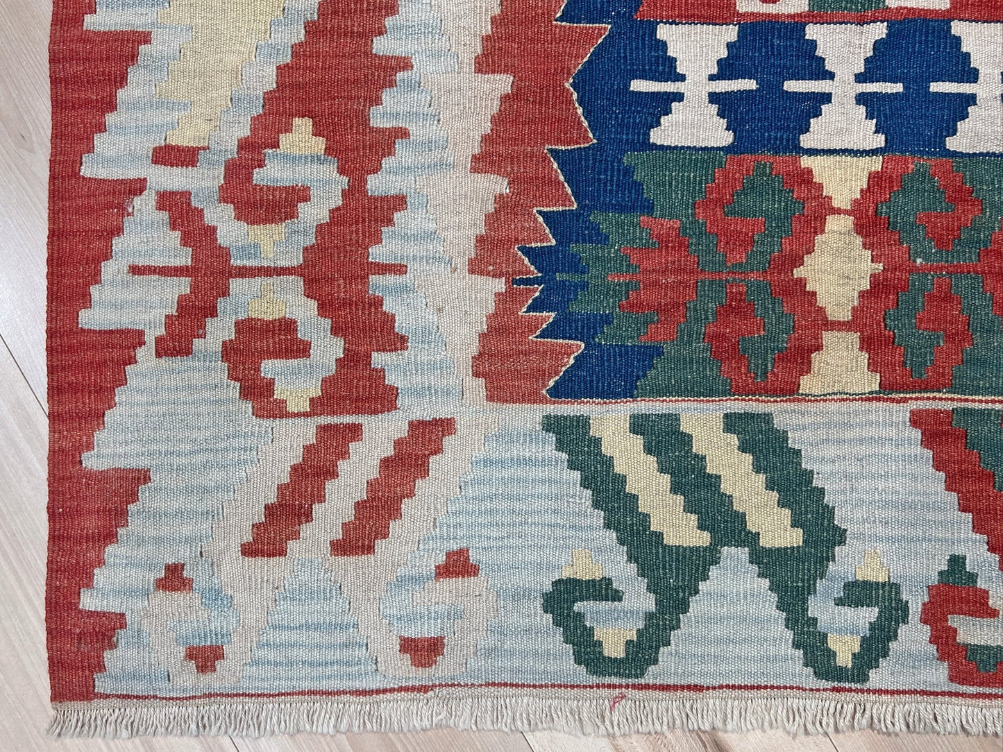 handmade turkish kilim rug shop san francisco bay area CA. Wool rug with tribal design.