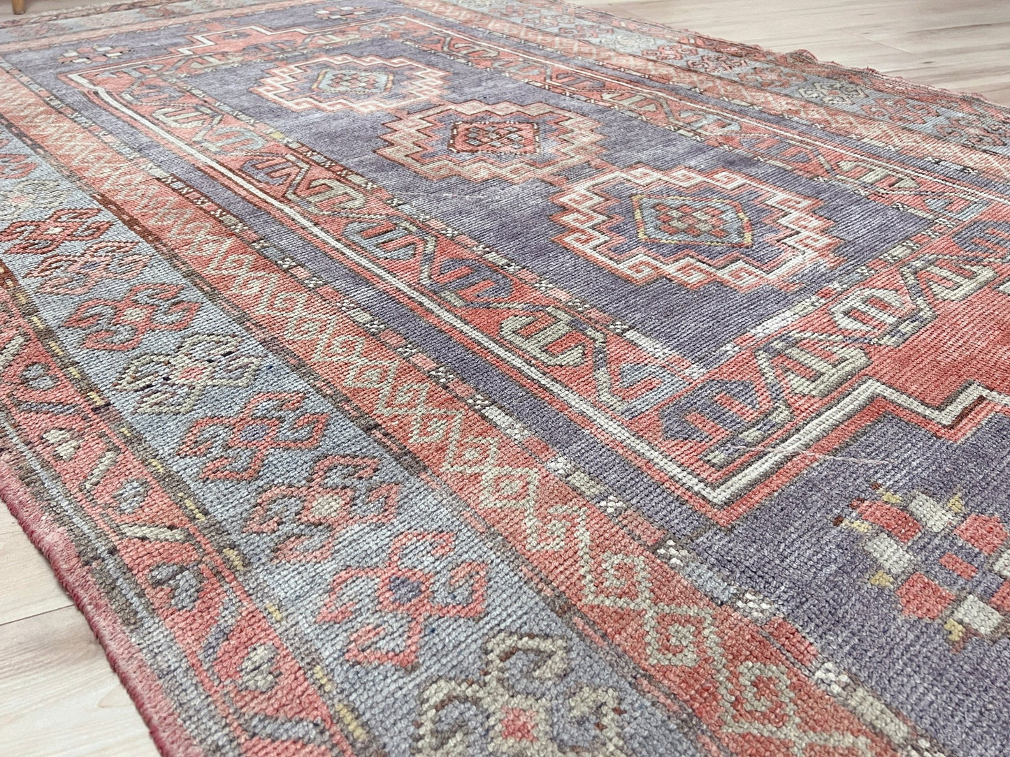 kazak caucasian vintage rug shop San francisco bay area. Rug store berkeley, palo alto. Buy handmade wool rug online