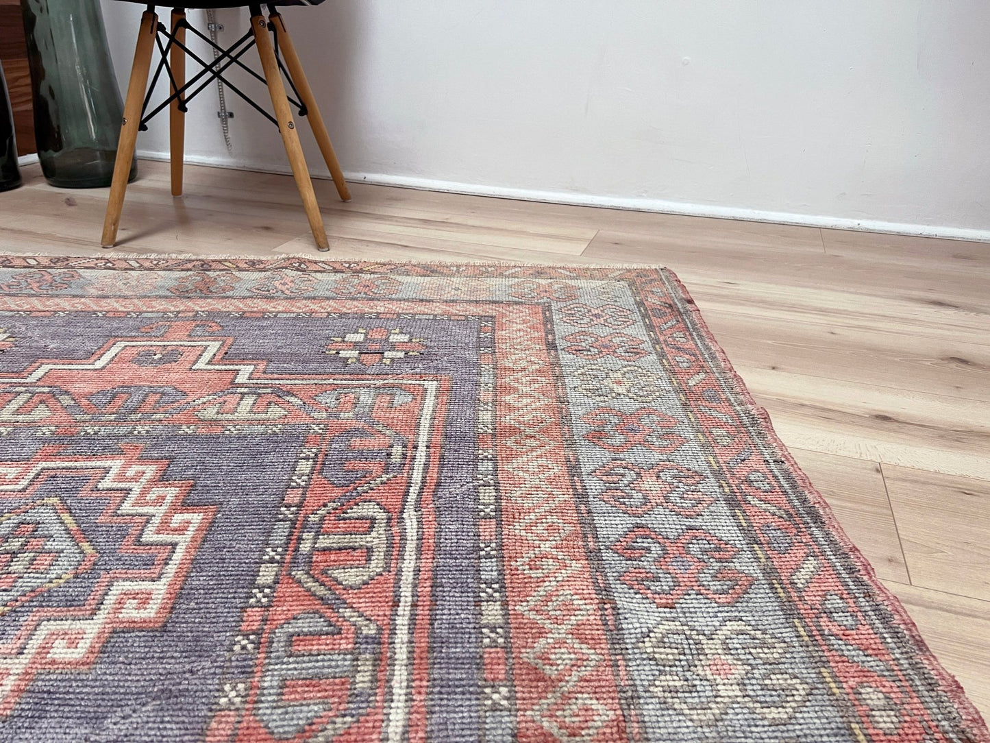 kazak caucasian vintage rug shop San francisco bay area. Rug store berkeley, palo alto. Buy handmade wool rug online