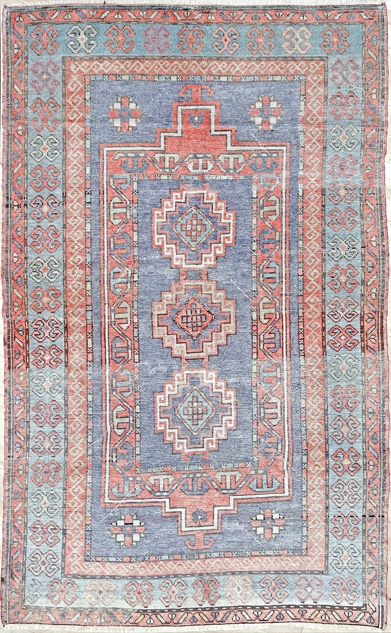 kazak caucasian vintage rug shop San francisco bay area. Rug store berkeley, palo alto. Buy handmade wool rug online