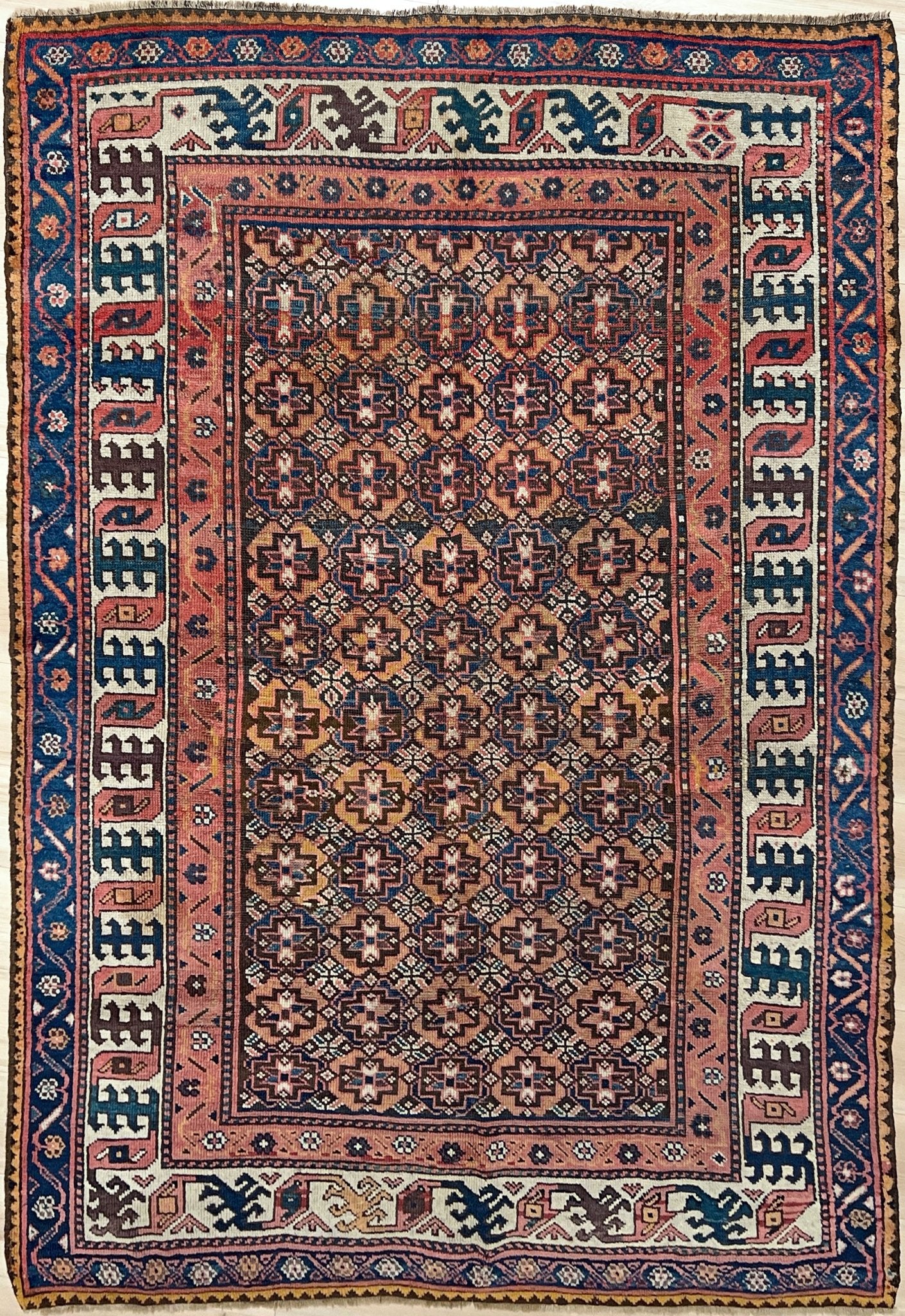 Kharaghan antique tribal persian Oriental rug shop San Francisco Bay Area. Handmade wool rug. Buy oriental rug online.