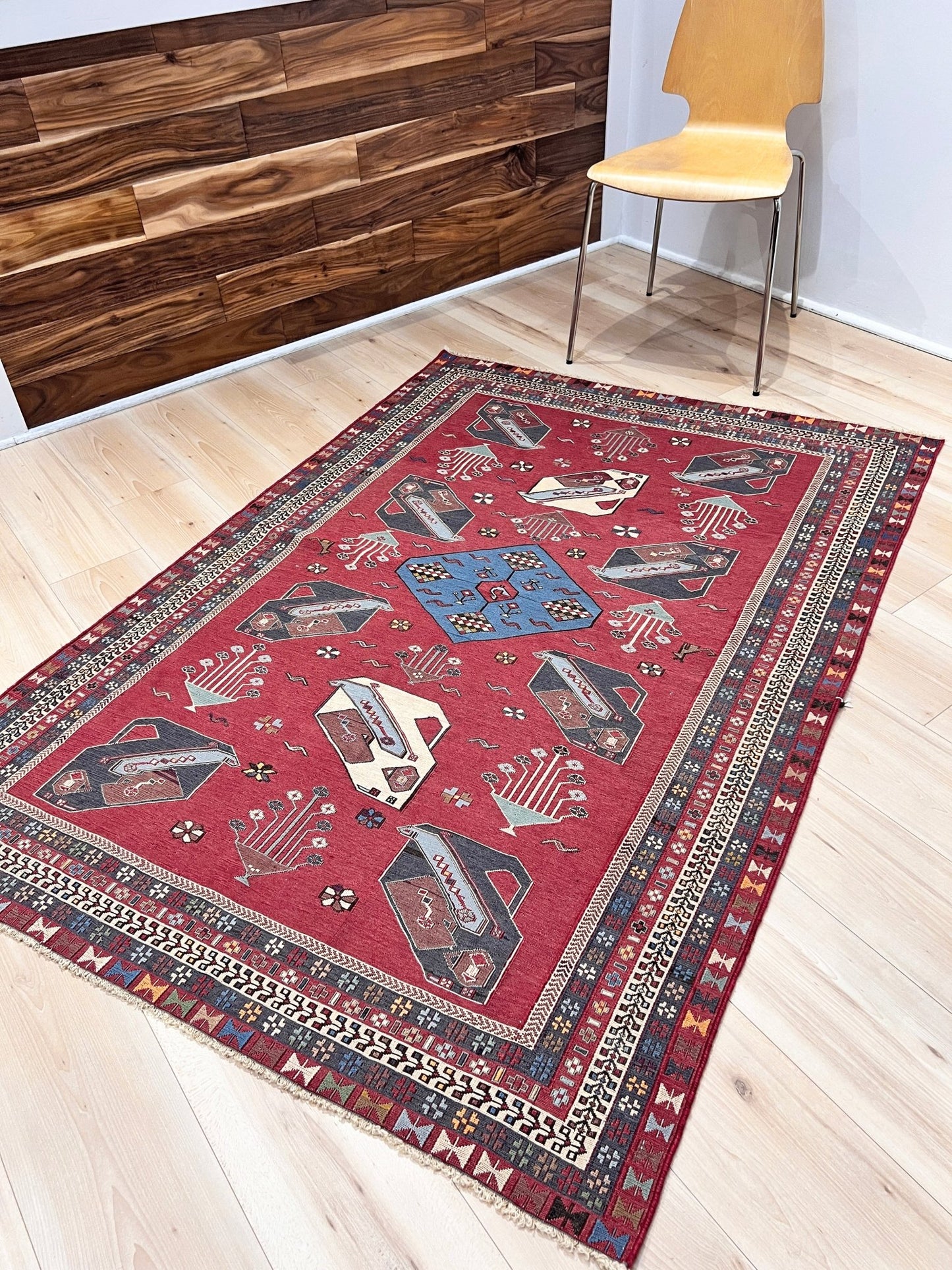 armenian soumak handmade wool vintage rug. Oriental rug shop San Francisco Bay Area. Buy vintage rug online free shipping