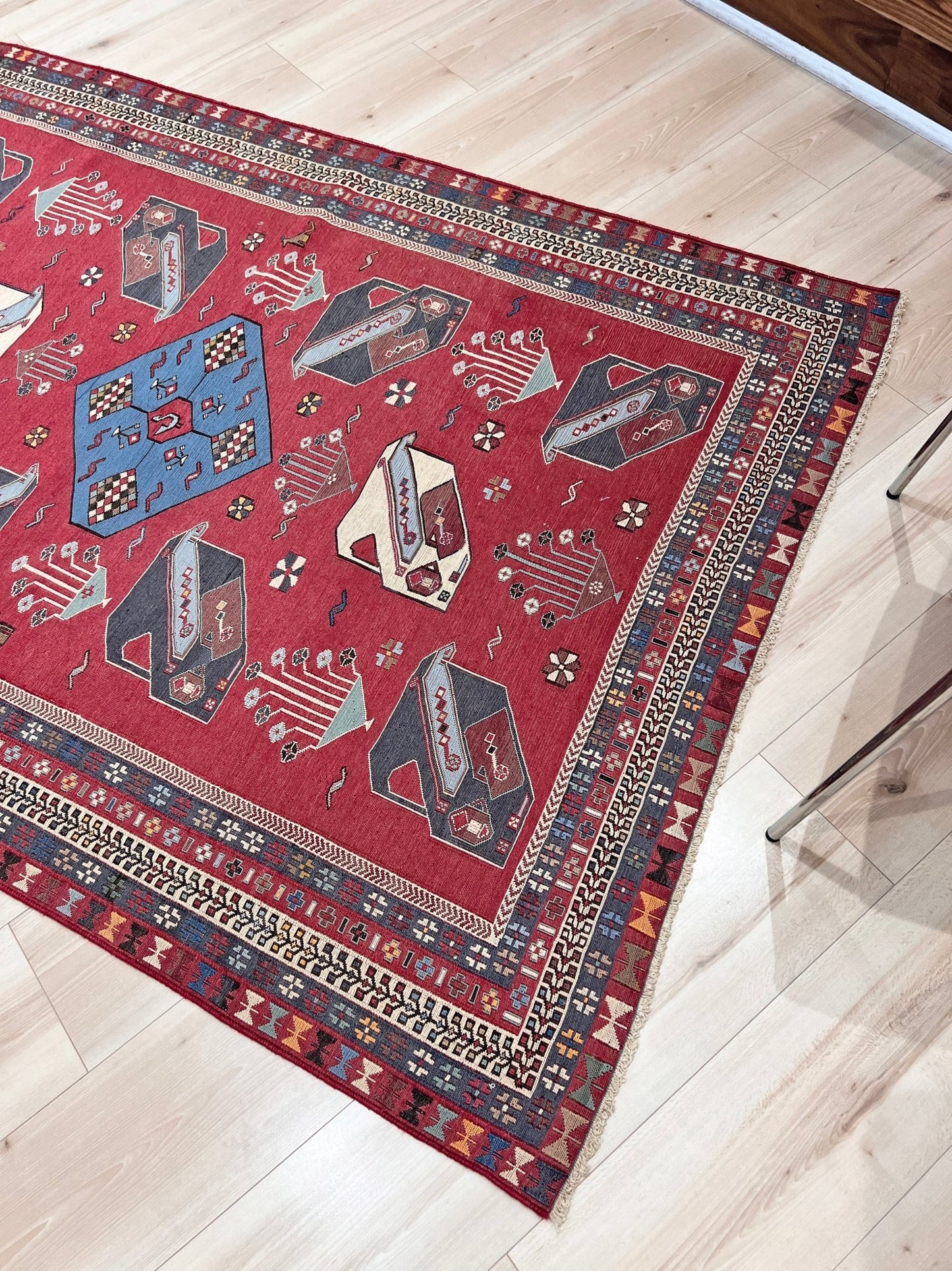 armenian soumak handmade wool vintage rug. Oriental rug shop San Francisco Bay Area. Buy vintage rug online free shipping