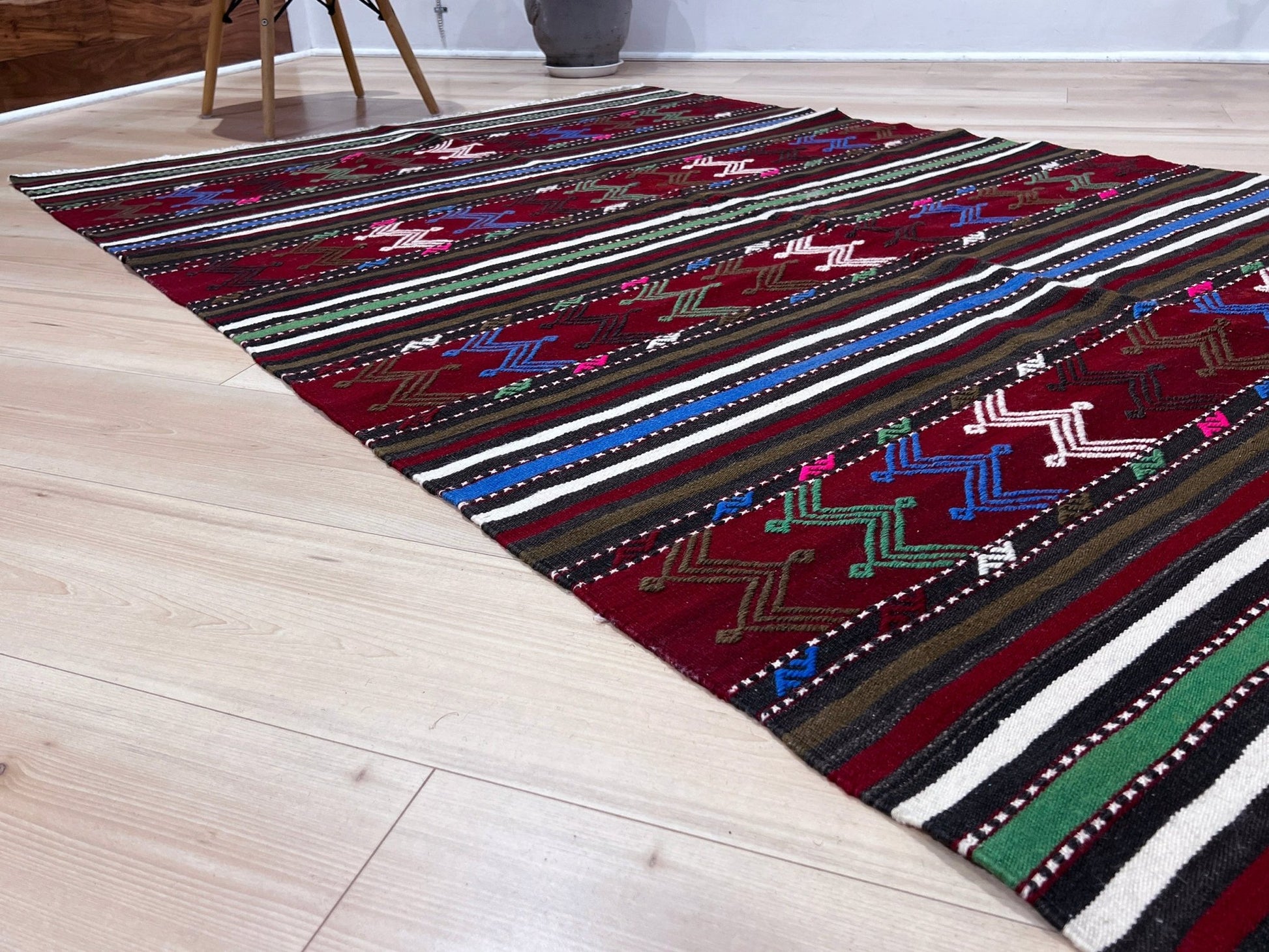 Canakkale Handmade vintage turkish kilim rug shop san francisco bay area.