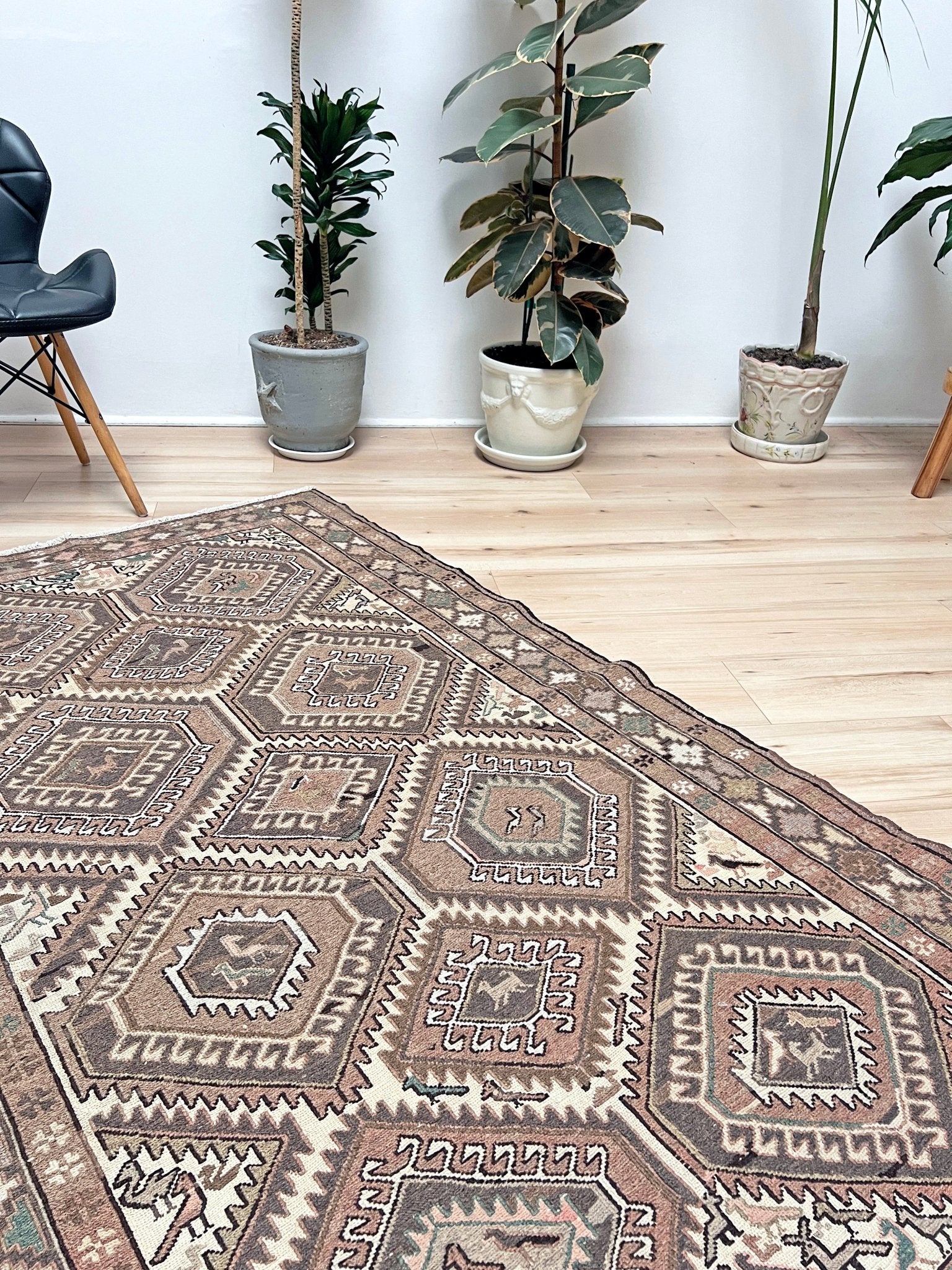 Shahsavan soumak small handmade wool persian rug shop san francisco bay area. Buy handmade wool rug online free shipping