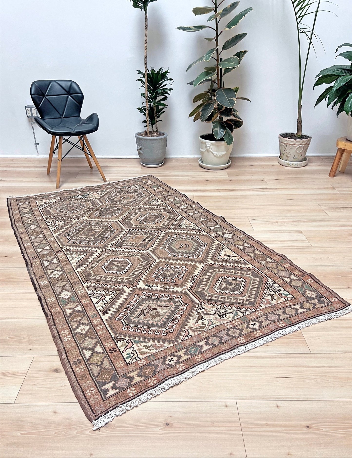 Shahsavan soumak small handmade wool persian rug shop san francisco bay area. Buy handmade wool rug online free shipping