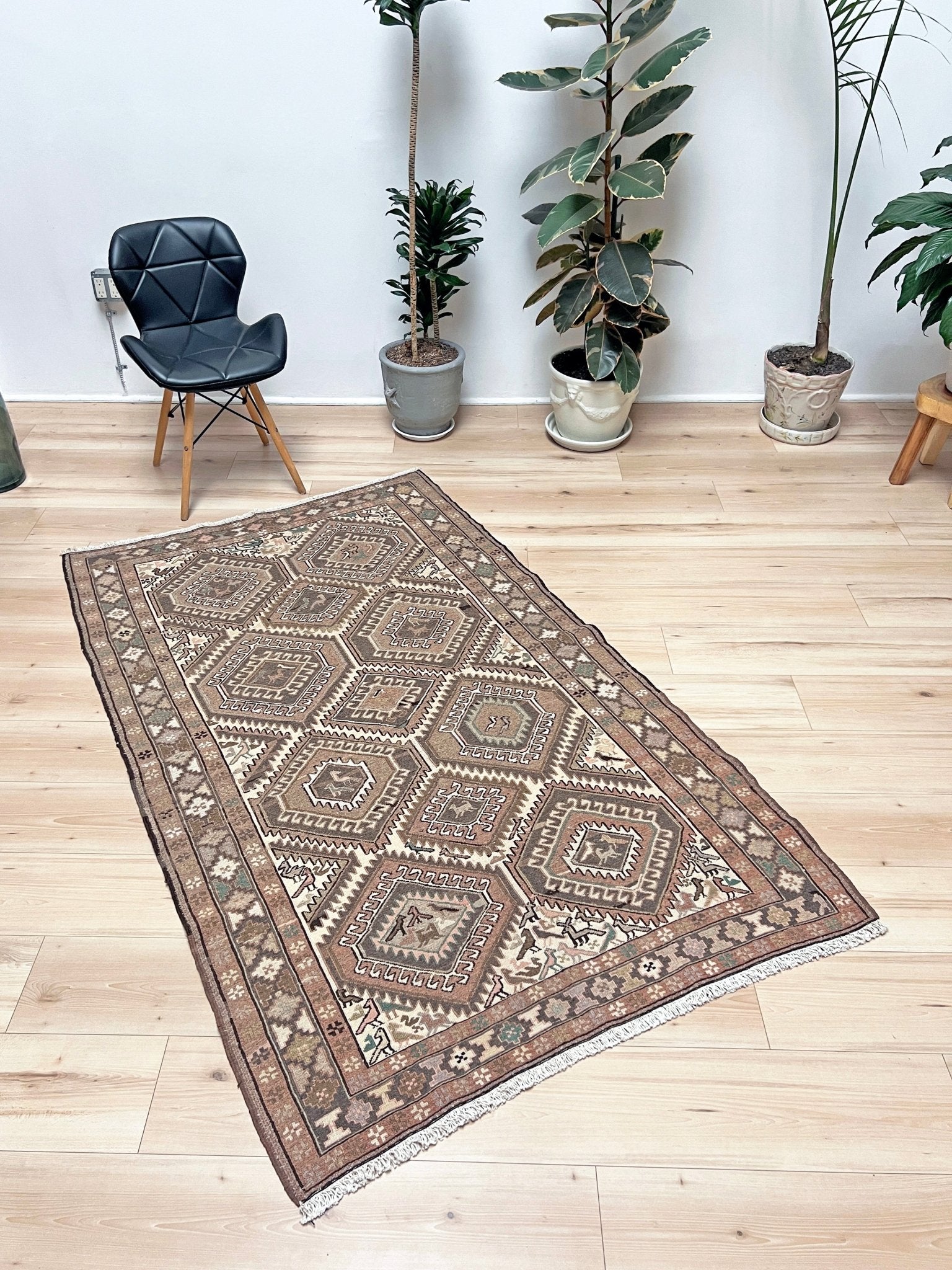 Shahsavan soumak small handmade wool persian rug shop san francisco bay area. Buy handmade wool rug online free shipping