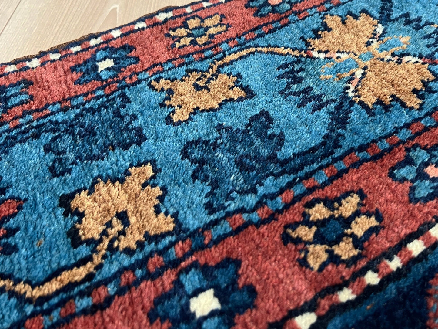 Caucasian blue oriental rug shop San Francisco Bay Area. Buy handmade carpet wool rug online Handmade rug store Berkeley