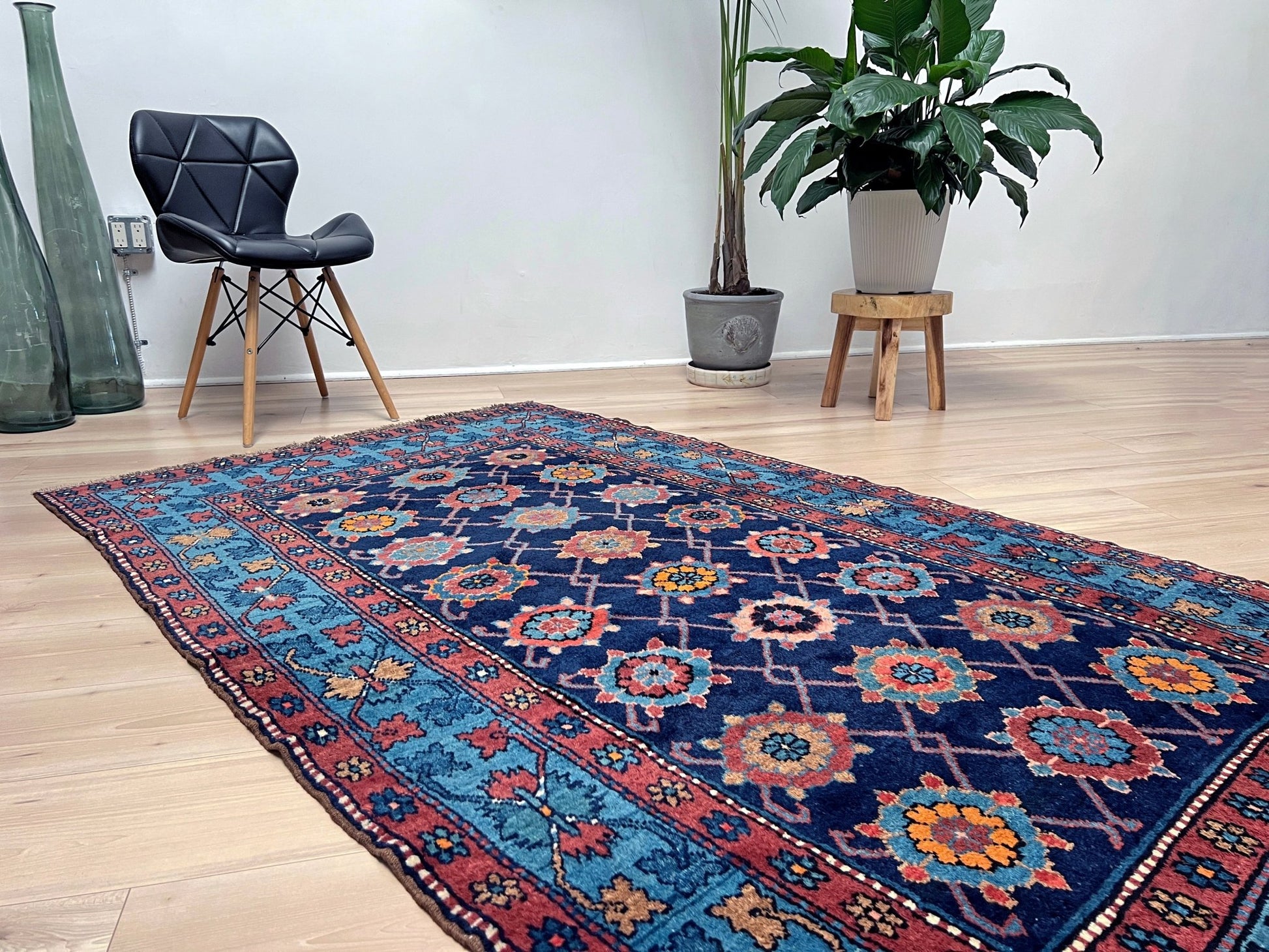 Caucasian blue oriental rug shop San Francisco Bay Area. Buy handmade carpet wool rug online Handmade rug store Berkeley