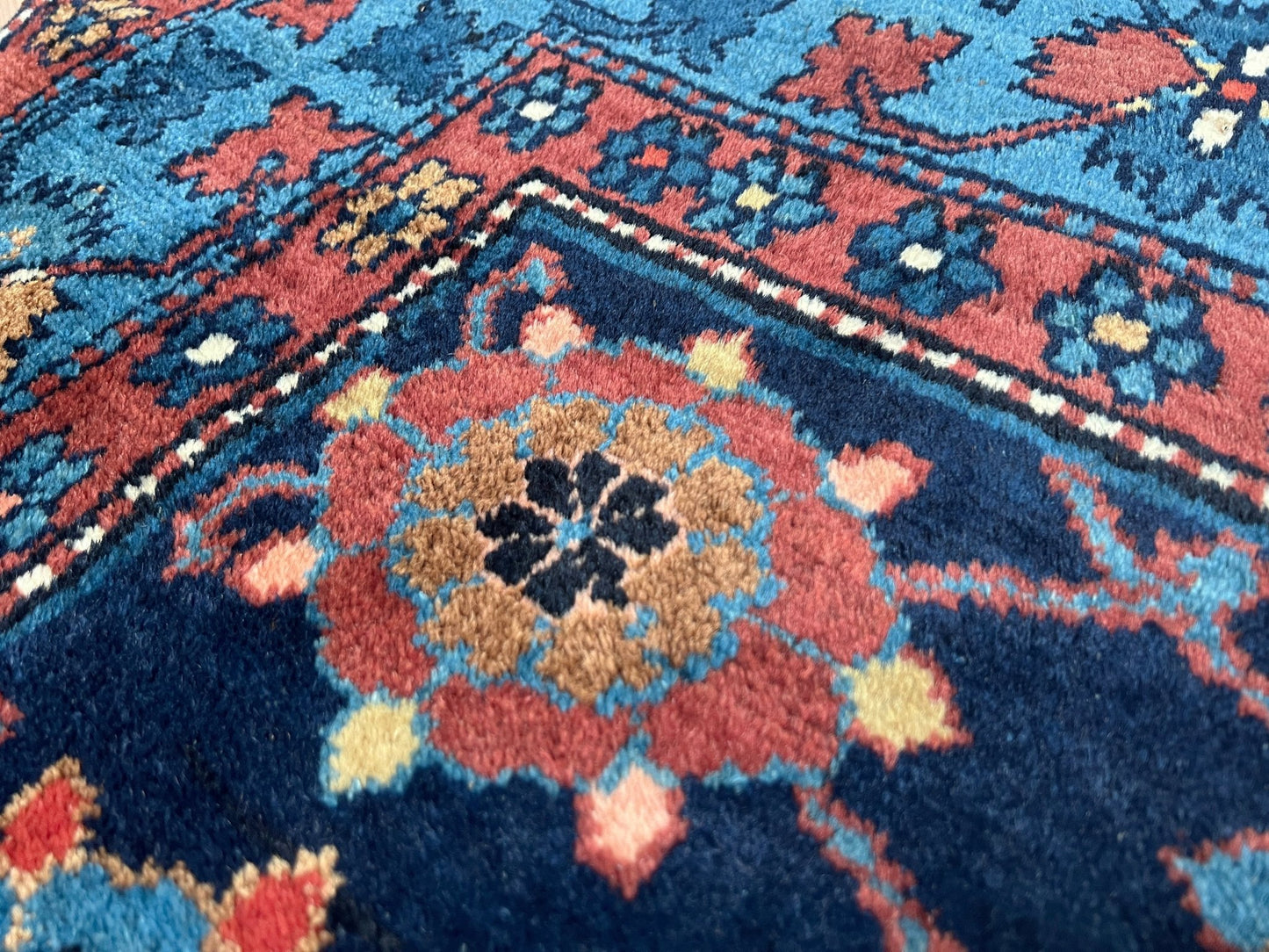 Caucasian blue oriental rug shop San Francisco Bay Area. Buy handmade carpet wool rug online Handmade rug store Berkeley